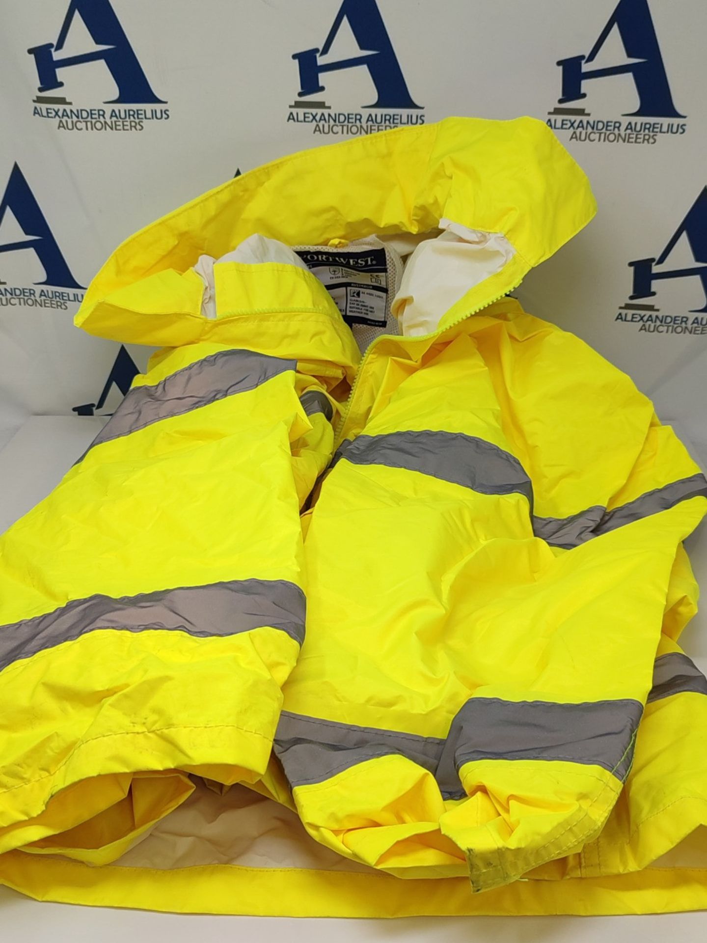 Portwest H440 Men's Lightweight Waterproof Hi-Vis Rain Jacket Yellow, 3X-Large - Image 2 of 3
