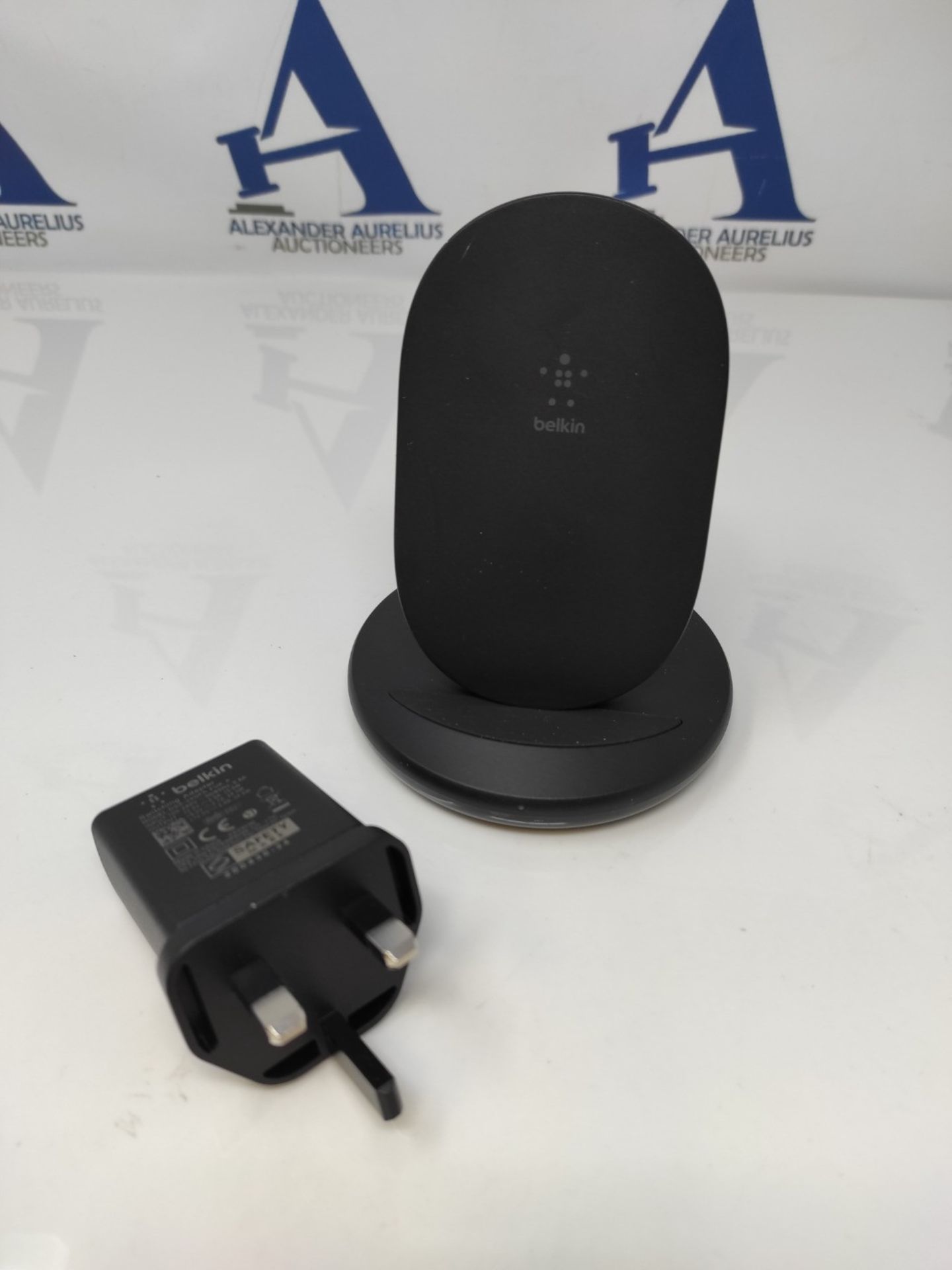 Belkin BoostCharge Wireless Charging Stand 15W (Qi Fast Wireless Charger for iPhone, - Image 2 of 2