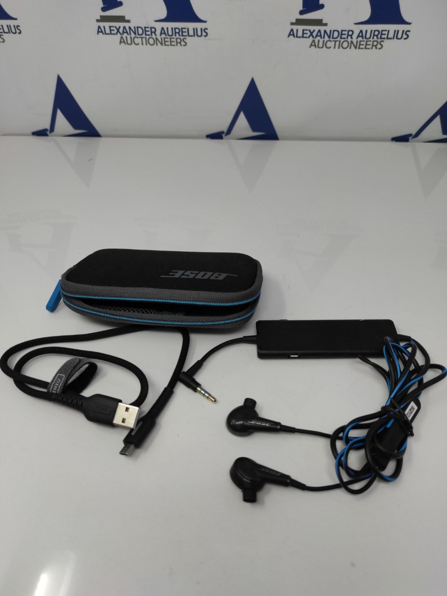 RRP £150.00 Bose QuietComfort 20 Acoustic Noise Cancelling Headphones (Black) - Bild 2 aus 3