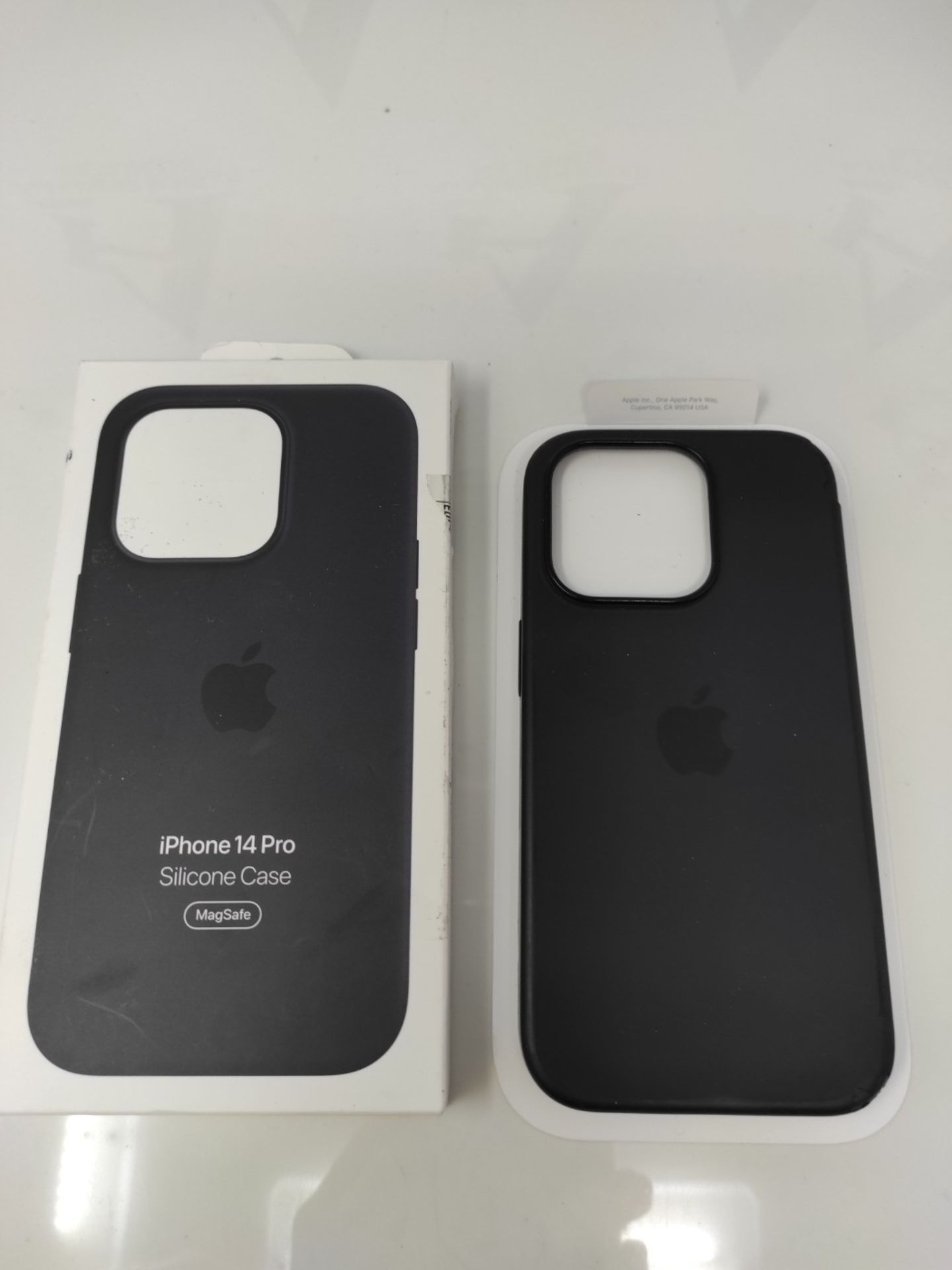 Apple iPhone 14 Pro Silicone Case with MagSafe - Midnight - Bild 2 aus 2