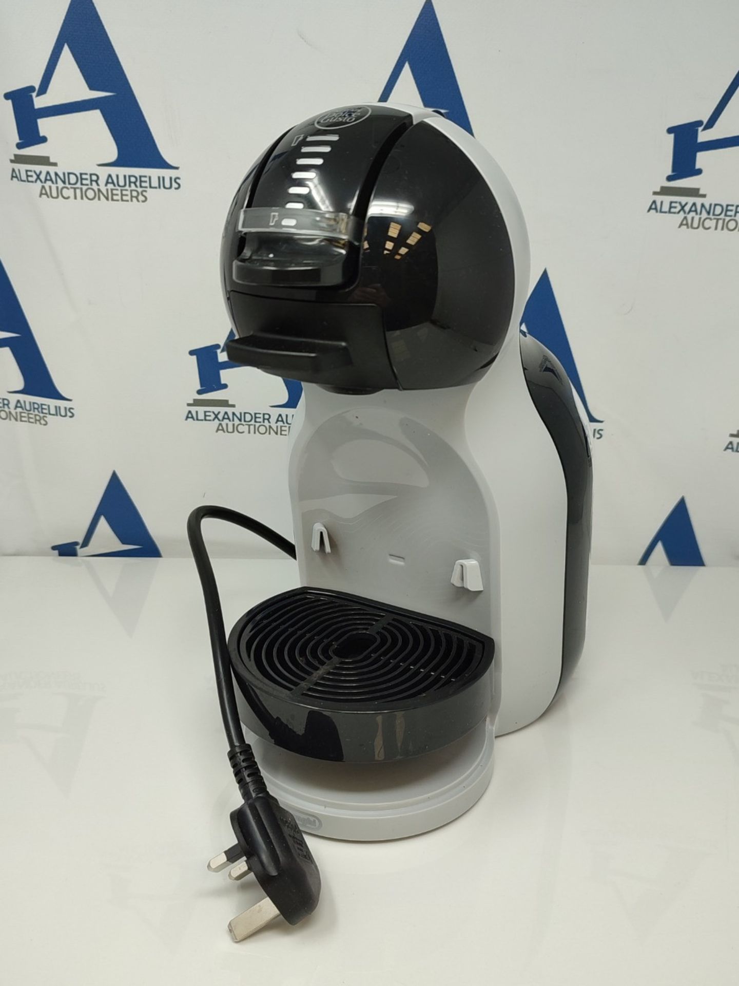 RRP £114.00 De'Longhi Nescafé Dolce Gusto Mini Me, Single Serve Capsule Coffee Machine Starter Ki - Image 2 of 3