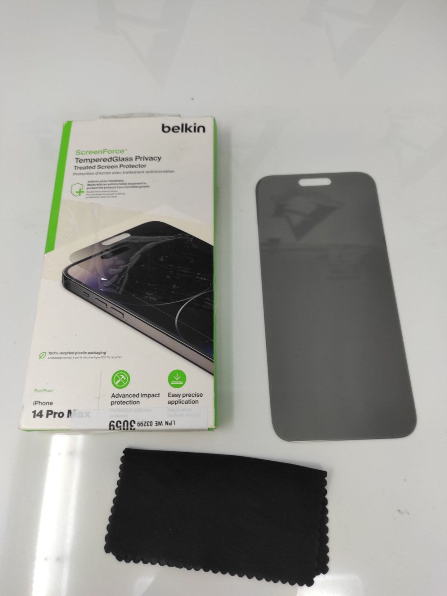 Belkin Privacy Tempered Glass iPhone 14 Pro Max screen protector, Treated Surface with - Image 2 of 2