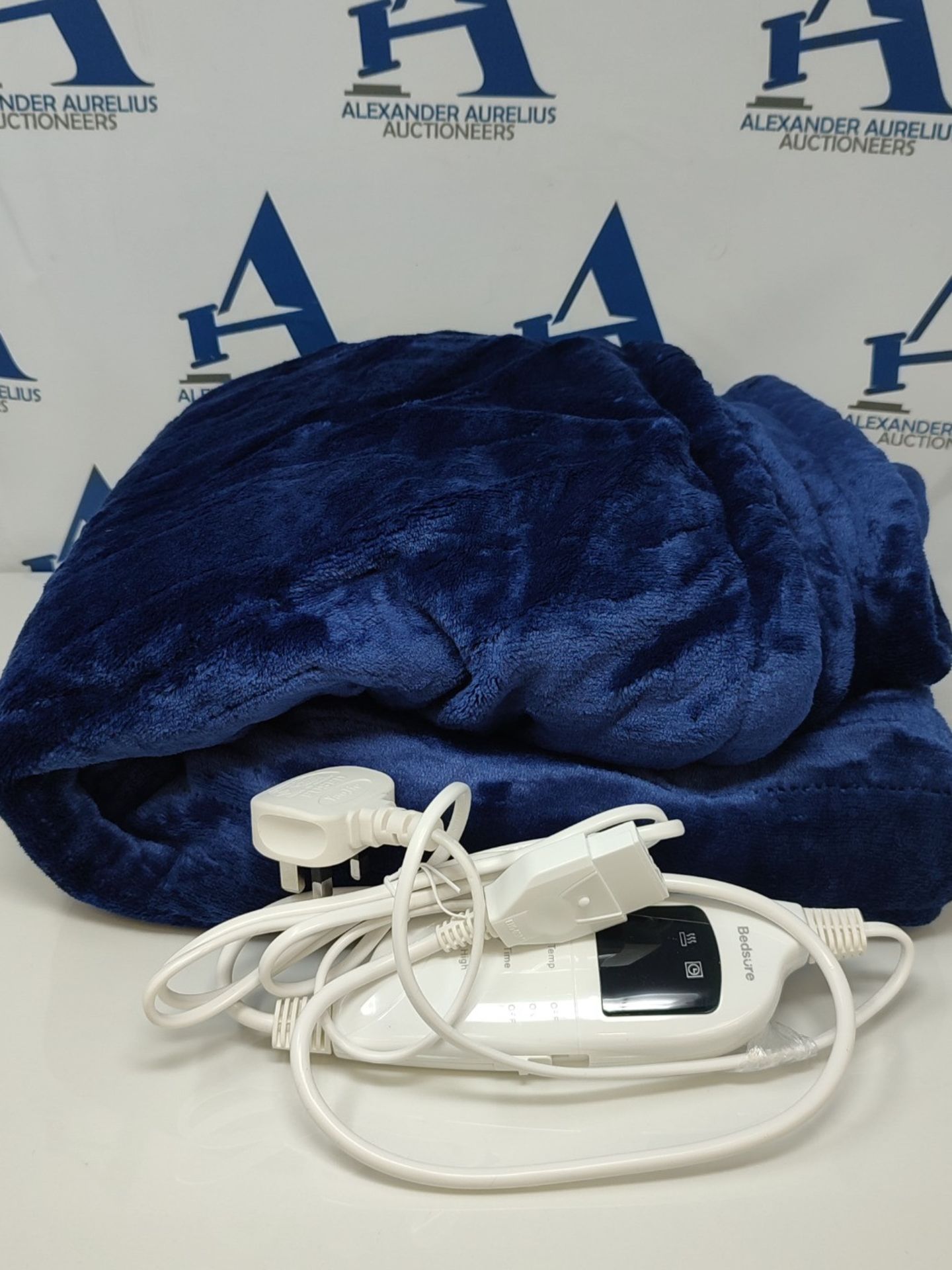 RRP £84.00 Bedsure Heated Throw Blanket - Soft Ribbed Flannel Electric Blanket, Electric Throw Fl - Image 2 of 3
