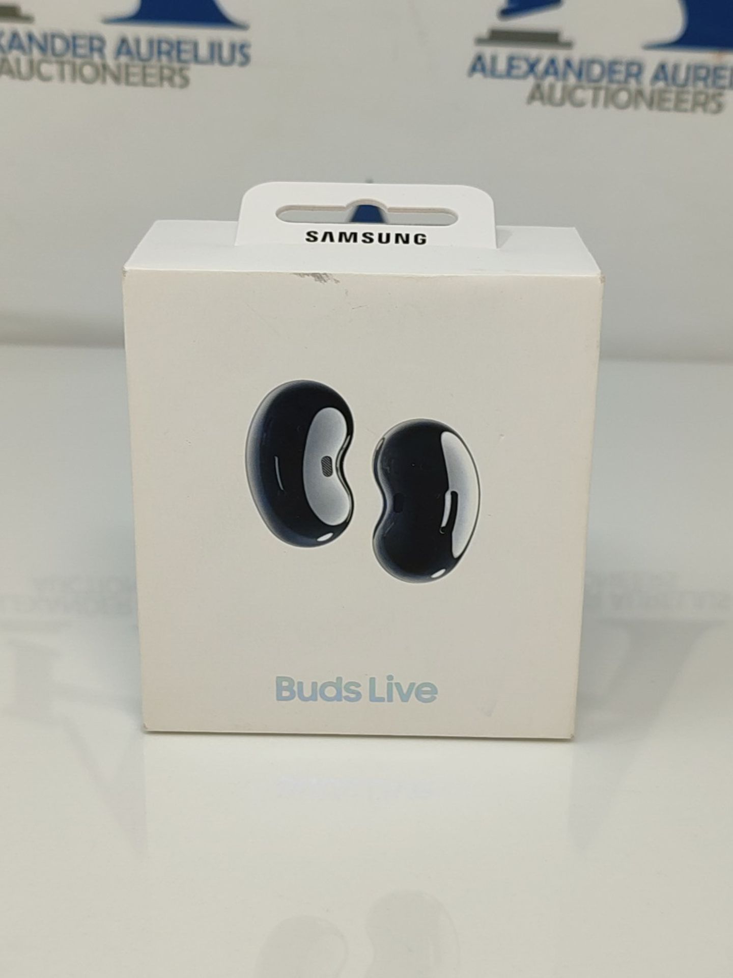 RRP £133.00 Samsung Galaxy Buds Live Wireless Earphones, Mystic Black (UK Version) - Image 2 of 3