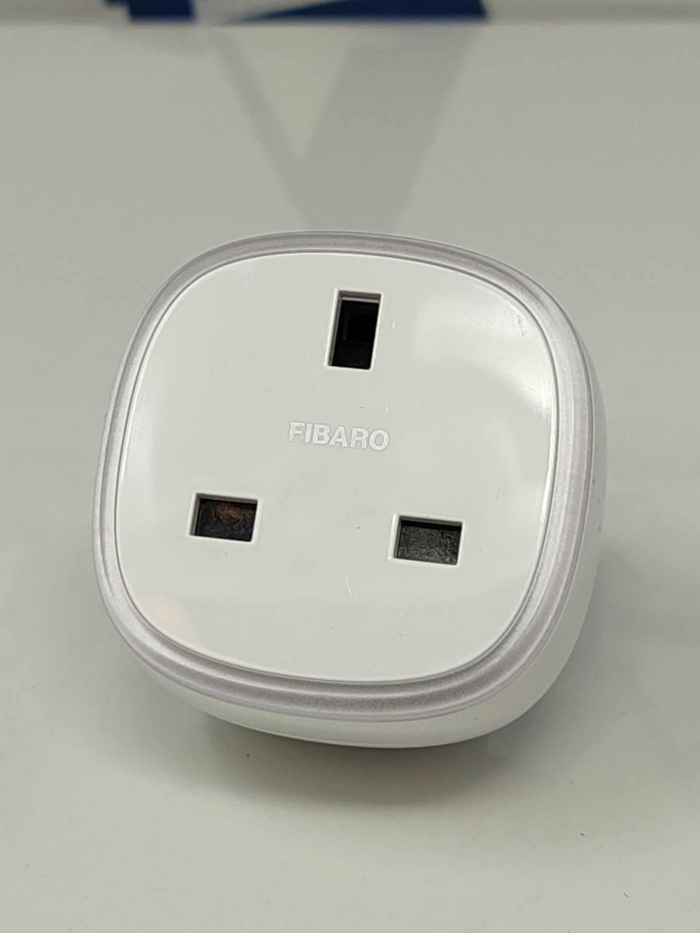 FIBARO Wall Plug/Z-Wave Plus Wireless Smart Socket, Type G, FGWPG-111, White - Image 3 of 3