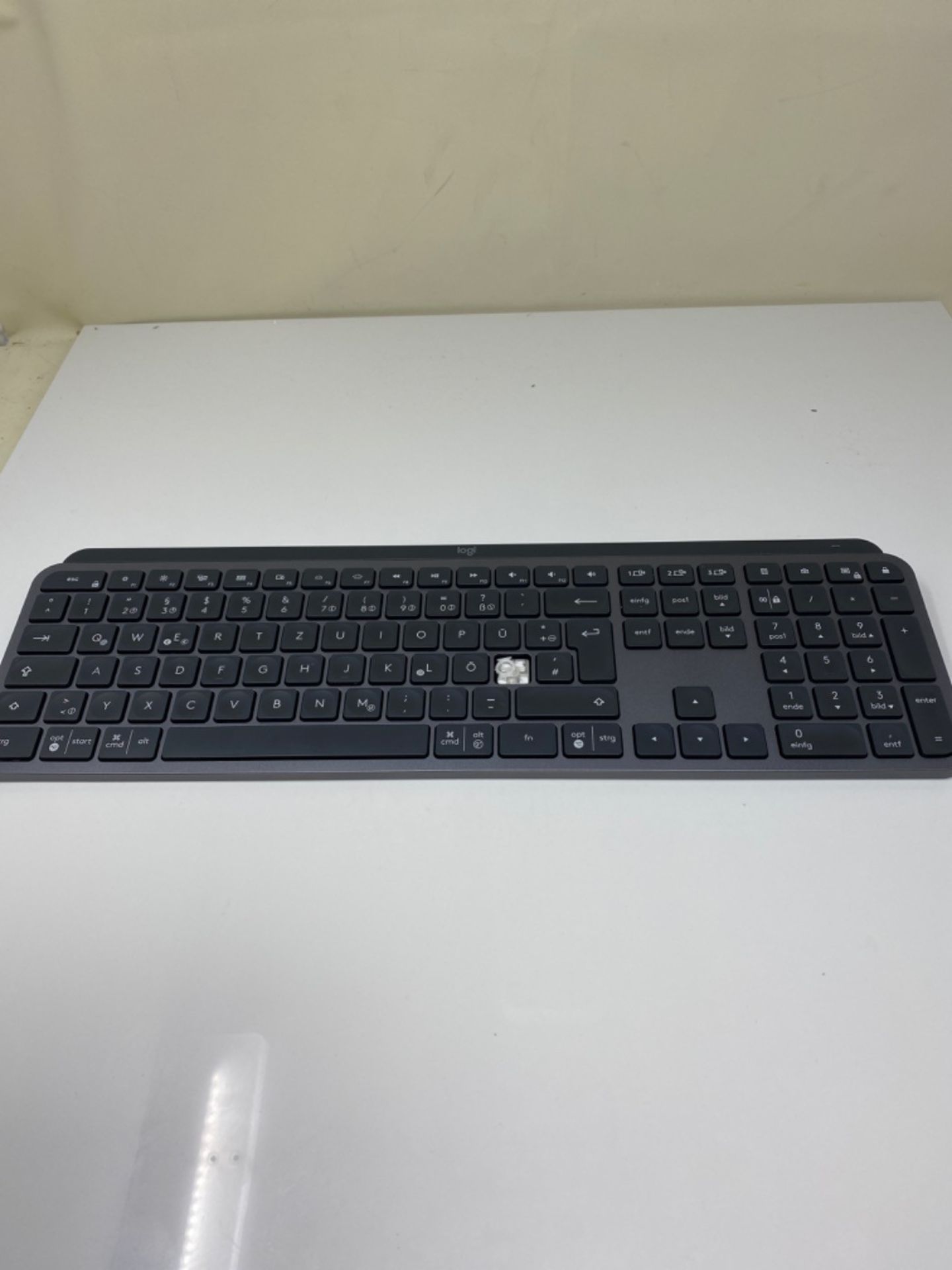 RRP £74.00 Logitech MX Keys Advanced Illuminated Wireless Keyboard, QWERTZ German Layout - Graphi - Image 2 of 2
