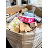 1 x Pallet To Contain 265 items. All unmanifested & Unchecked. Viewing is recommended.