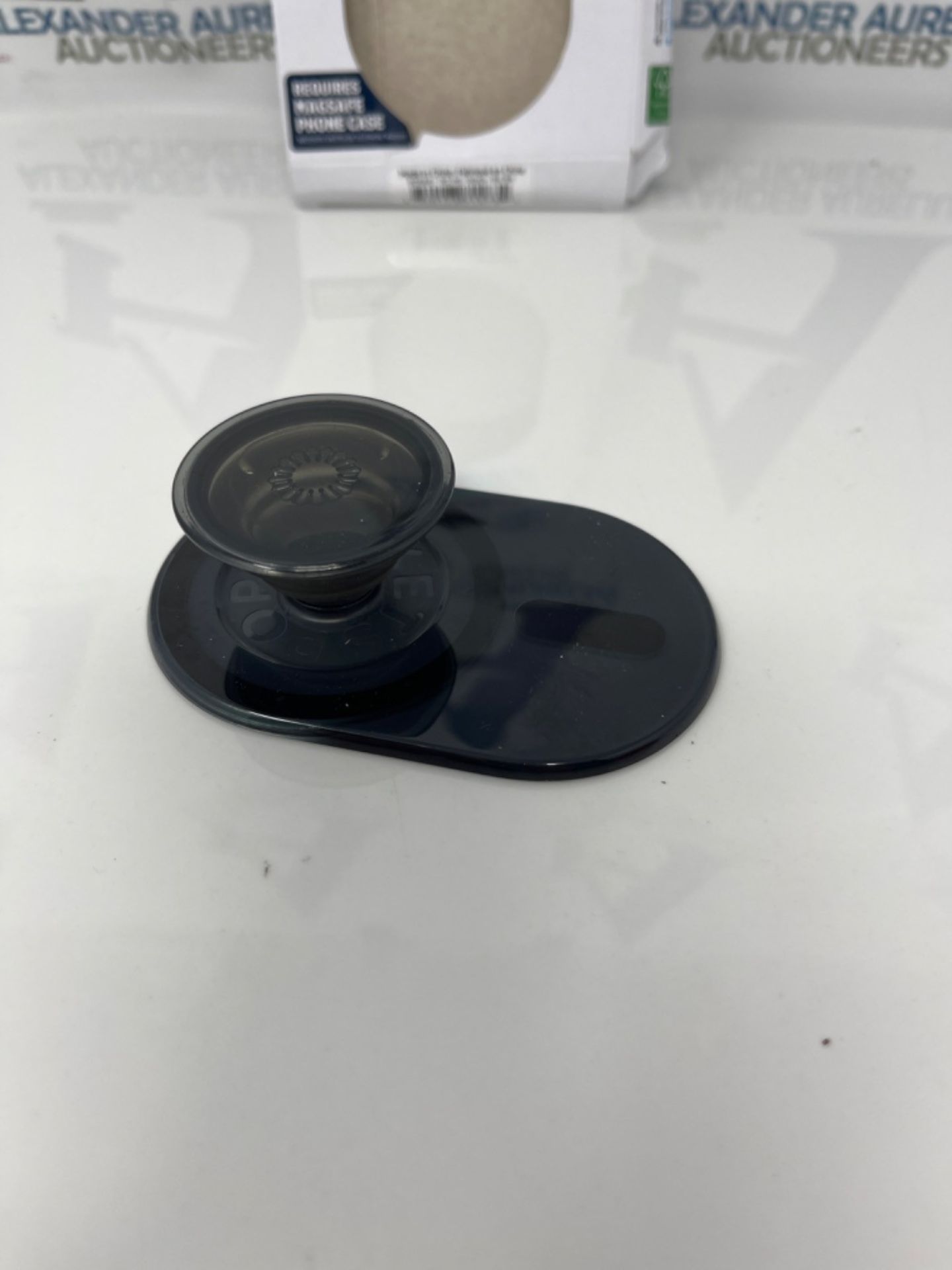 PopSockets: PopGrip for MagSafe - Expanding Phone Stand and Grip with a Swappable Top - Bild 3 aus 3