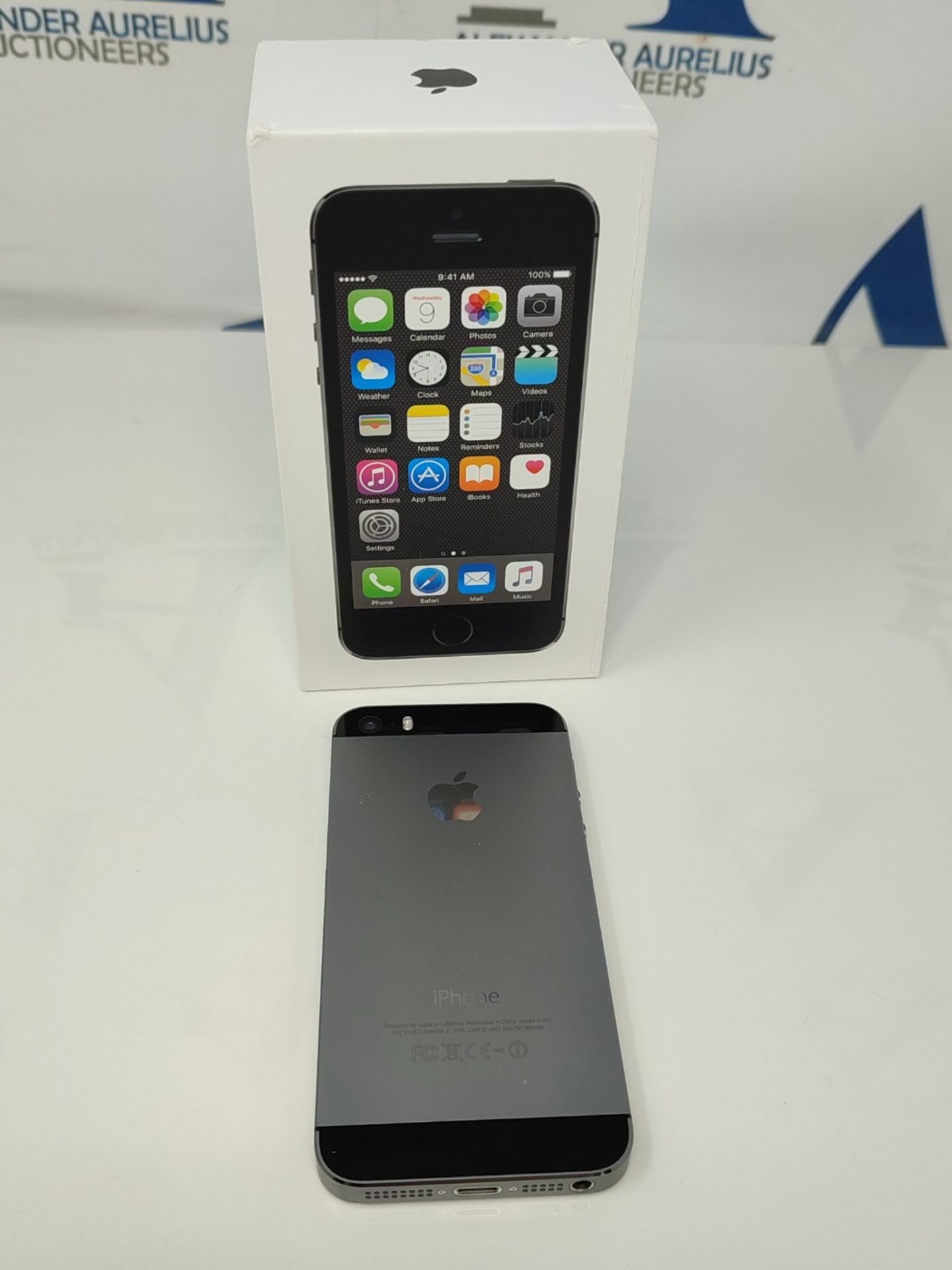 Apple iPhone 5s Gray, 16GB - Image 2 of 2