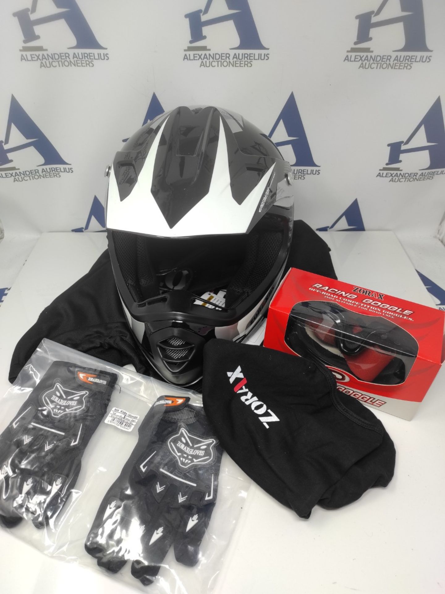 Zorax ZOR-X19 White L (53-54cm) PREDATOR Kids Motorbike Motocross MX Helmet & Gloves L
