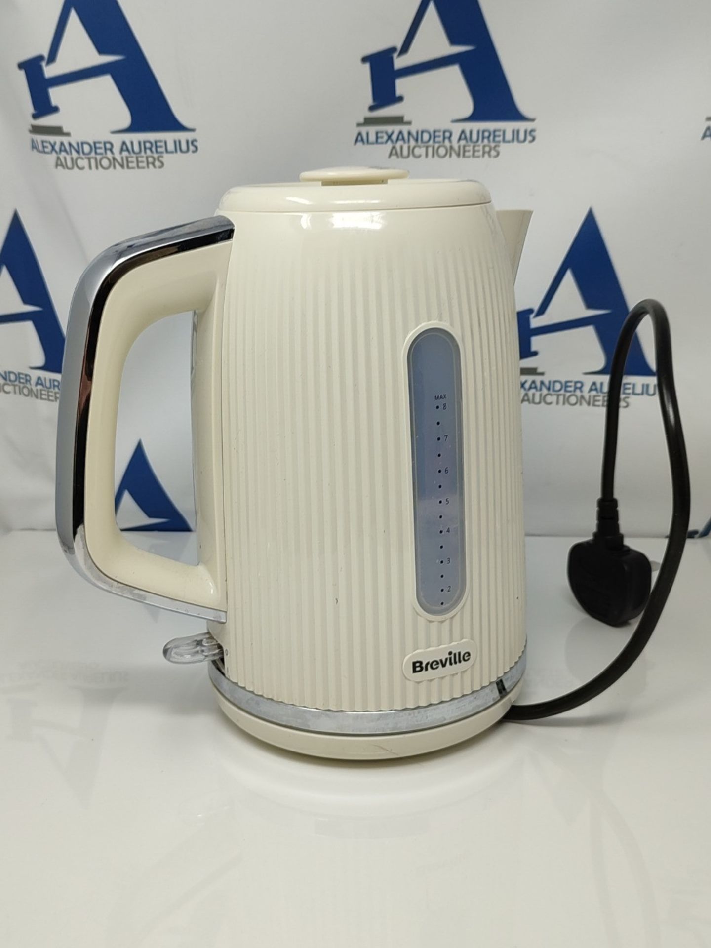 Breville Bold Vanilla Cream Electric Kettle | 1.7L | 3kW Fast Boil | Cream & Silver Ch - Image 2 of 2