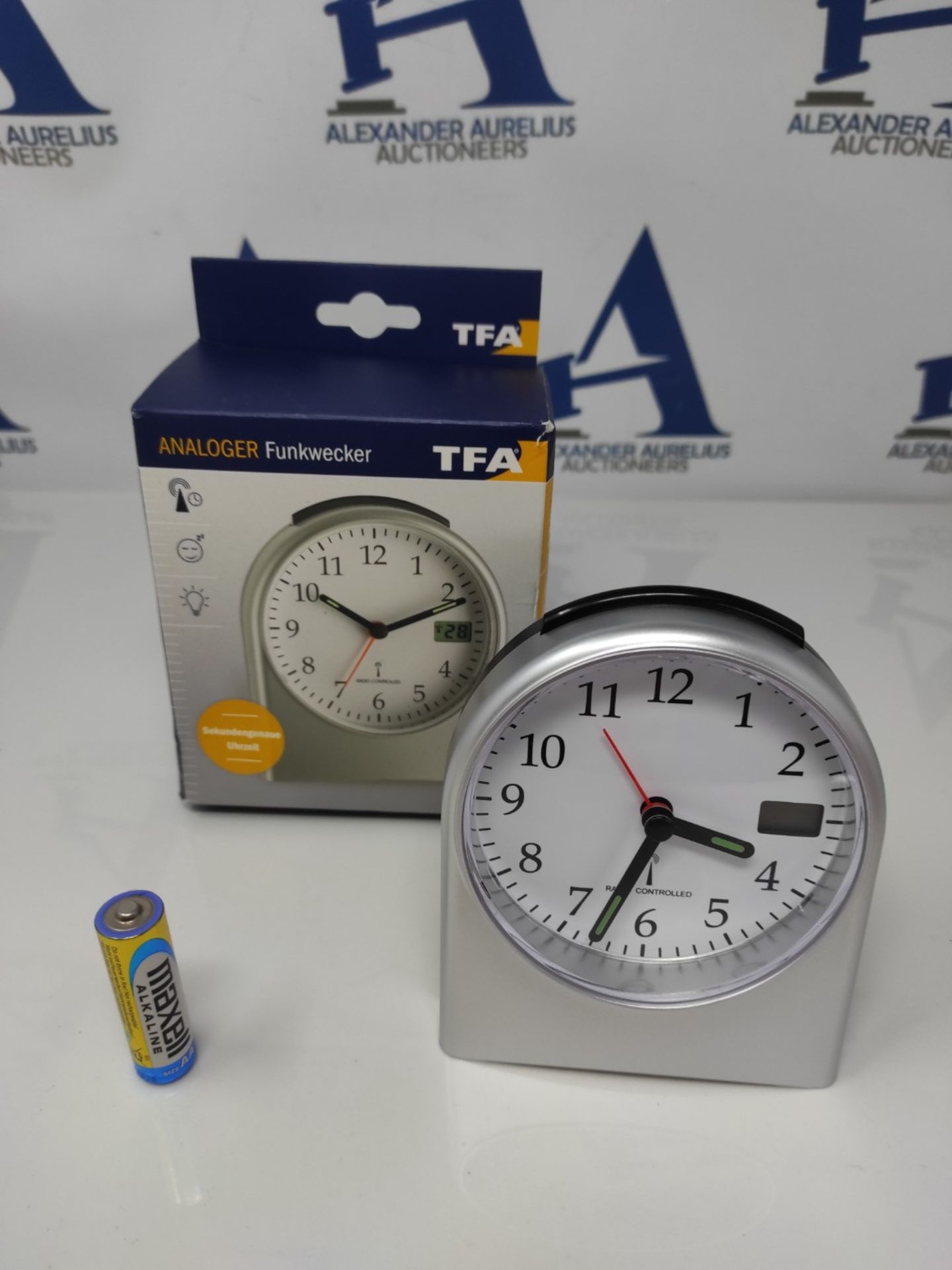 TFA 98.1040 Radio-Controlled Clock with Alarm - Image 2 of 2