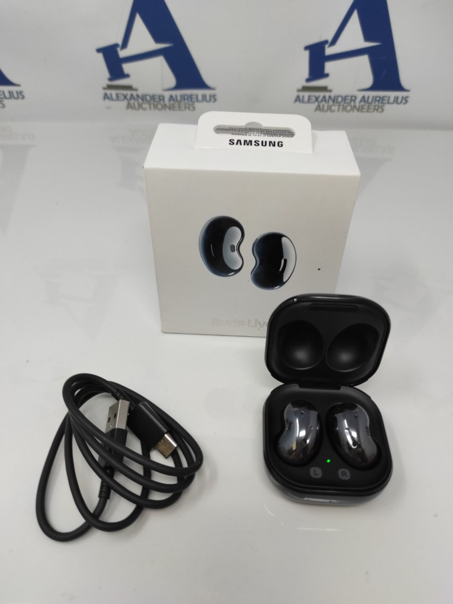 RRP £66.00 Samsung Galaxy Buds Live Wireless Earphones, Mystic Black (UK Version) - Image 2 of 3