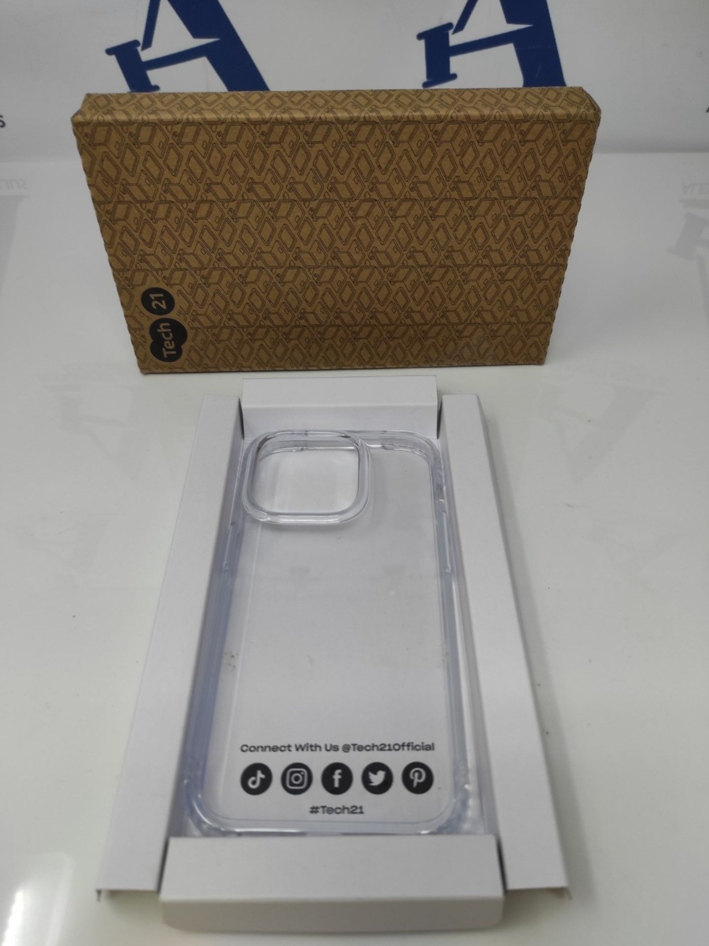 tech21 iPhone 14 Pro Evo Clear  Scratch-Resistant, Shock-Absorbing Clear Phone Case - Image 2 of 3