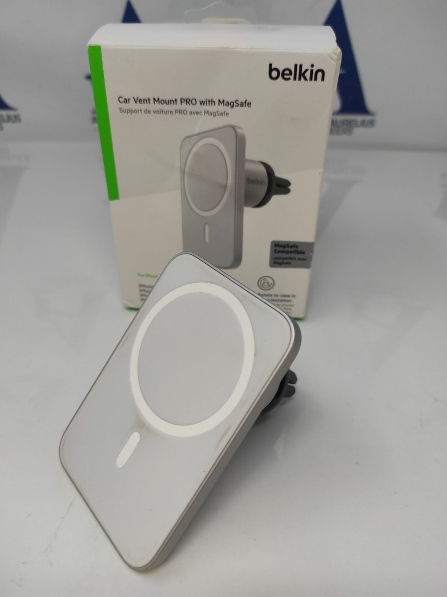 RRP £50.00 Belkin MagSafe Vent Mount Pro - for Car, Magnetic Phone Holder Compatible with iPhone - Image 2 of 2