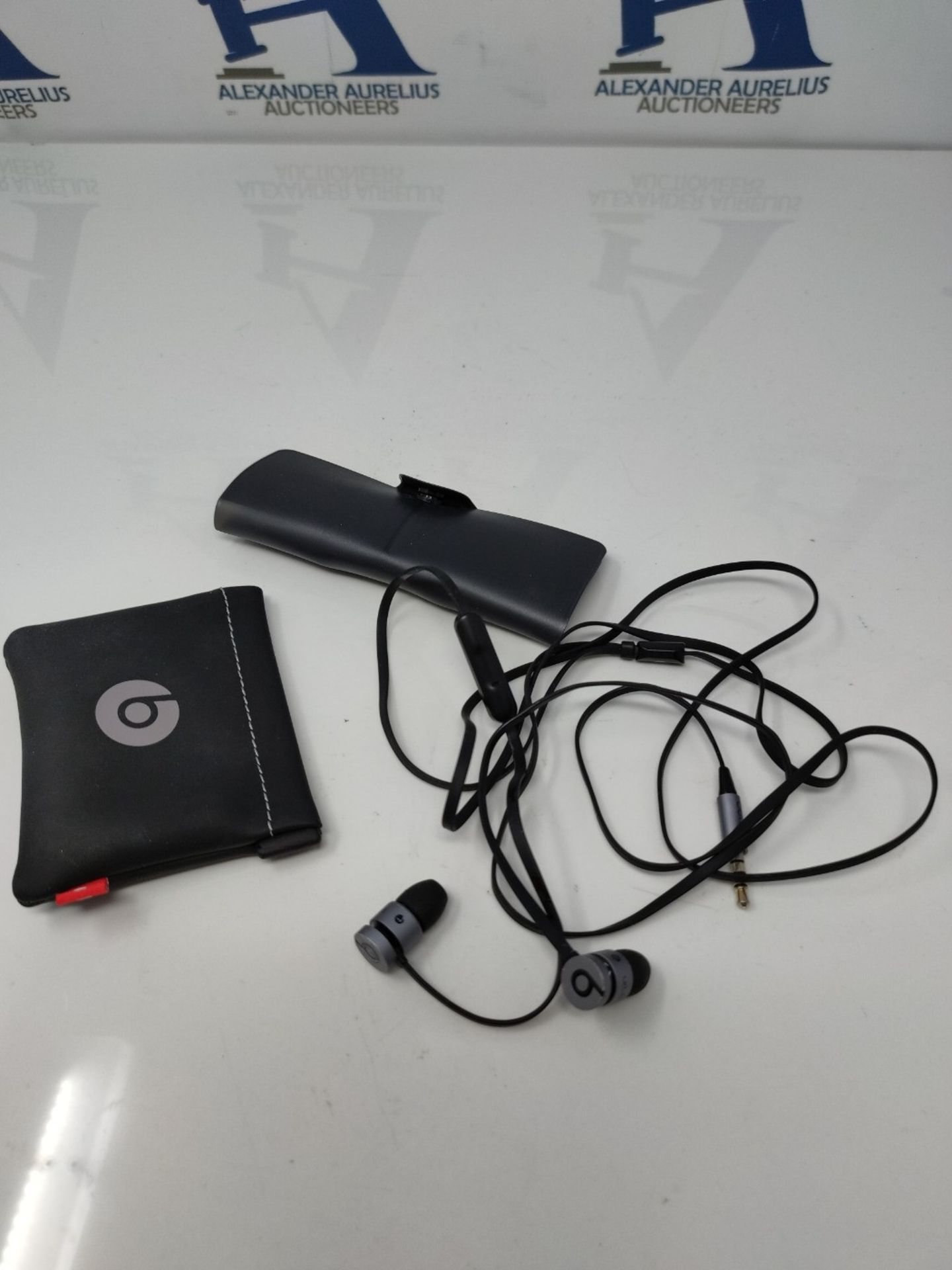 RRP £99.00 Beats by Dr. Dre urBeats In-Ear Headphones - Space Grey - Image 3 of 3