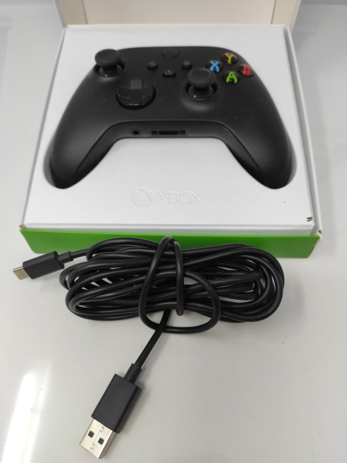 RRP £59.00 Xbox Wireless Controller Carbon Black with USB-C Cable for PC, Xbox Series X, Xbox Ser - Image 3 of 3
