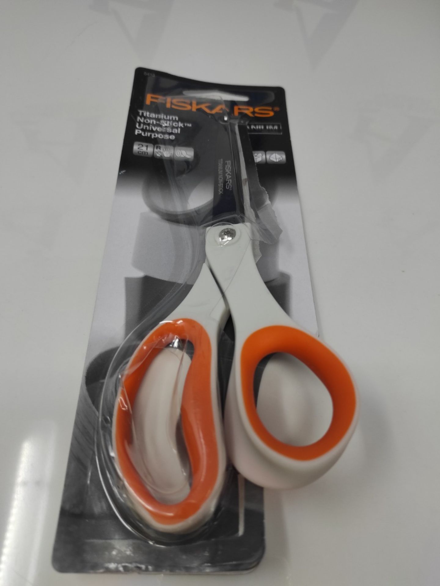 Fiskars Non-stick Universal Scissors, Length: 21 cm, Titanium Coating/Stainless Steel - Image 2 of 2