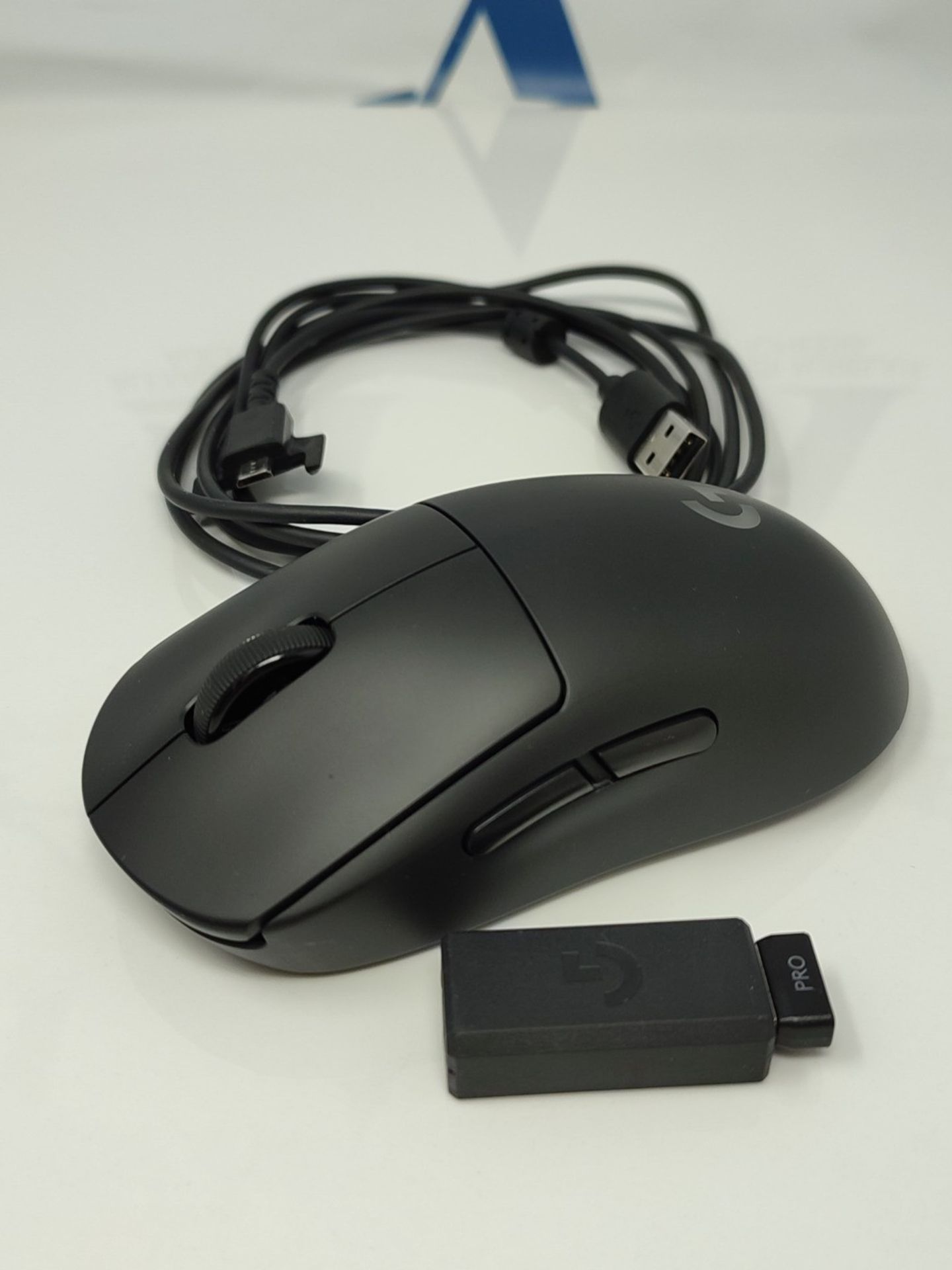 RRP £91.00 Logitech G PRO Wireless Gaming Mouse with HERO 25K DPI Sensor, RGB Lighting, 4-8 progr - Image 3 of 3
