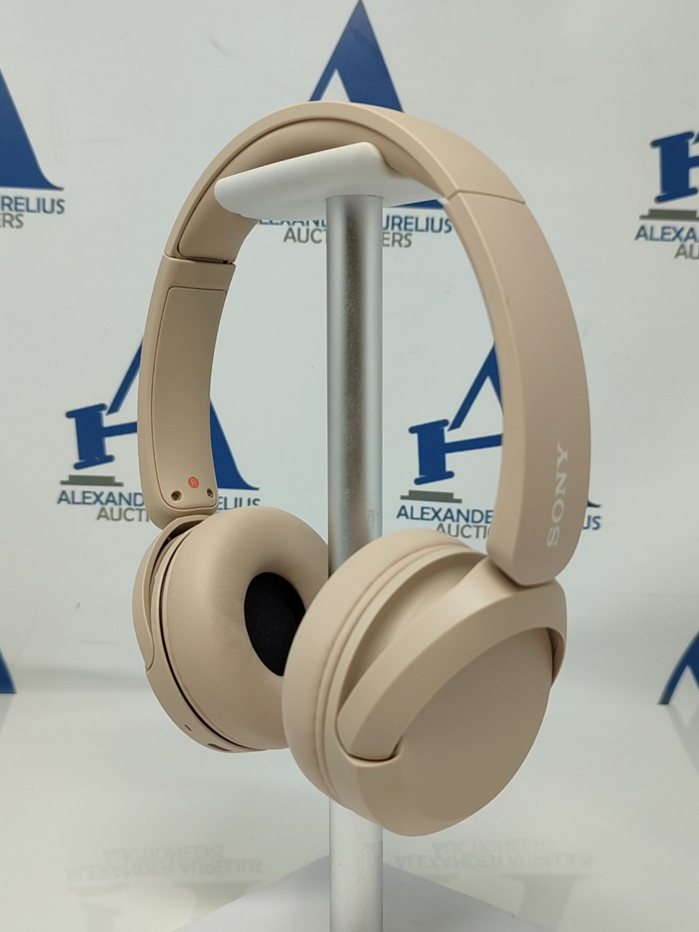 Sony WH-CH520 | Wireless Headphones, Multipoint Connection, with Microphone, Up to 50 - Image 3 of 3