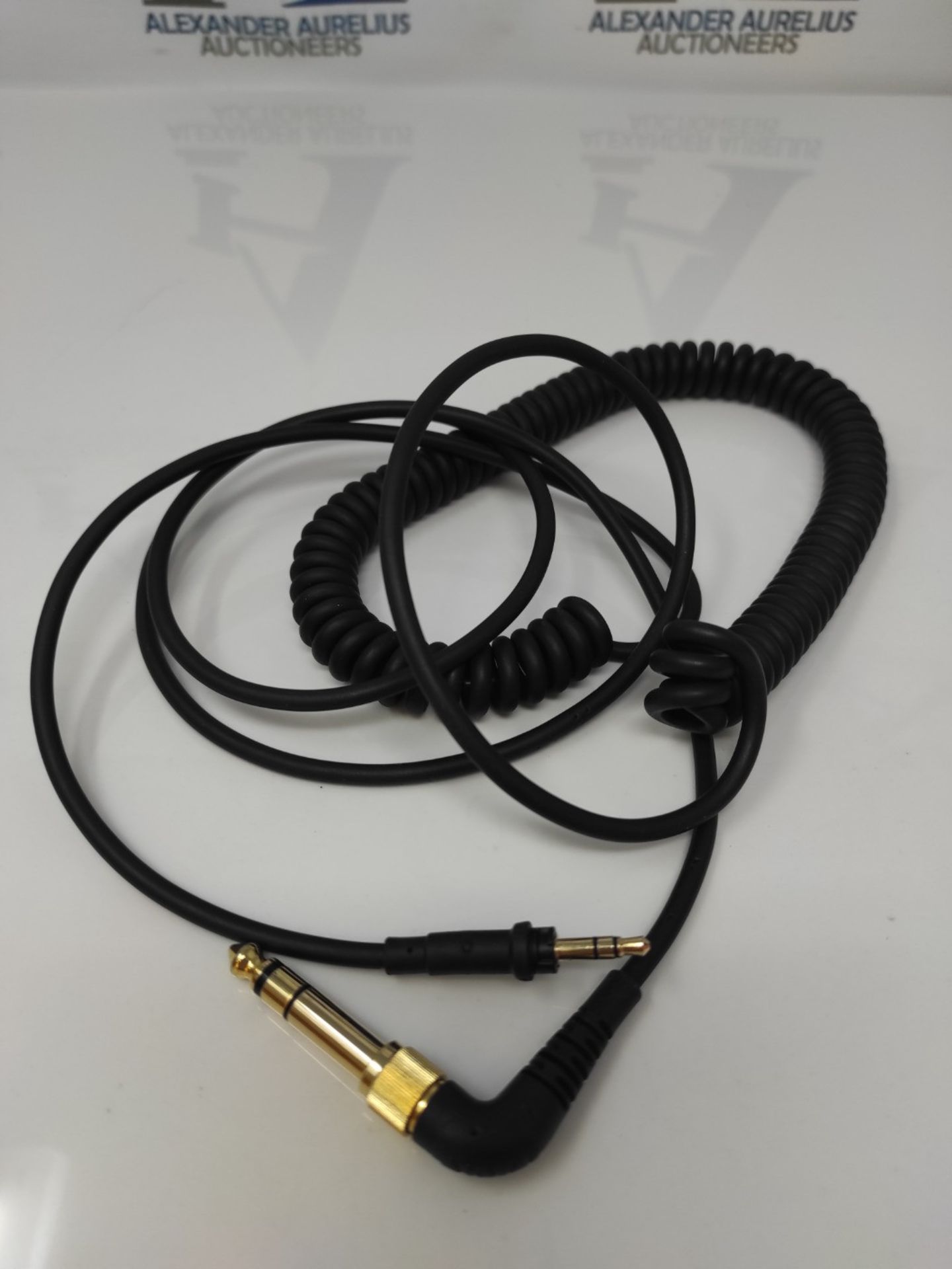 AIAIAI TMA-2 Professional Headphones - CO2 Cable - Coiled Cable 1.5m Thermo Plastic Ca - Image 2 of 2