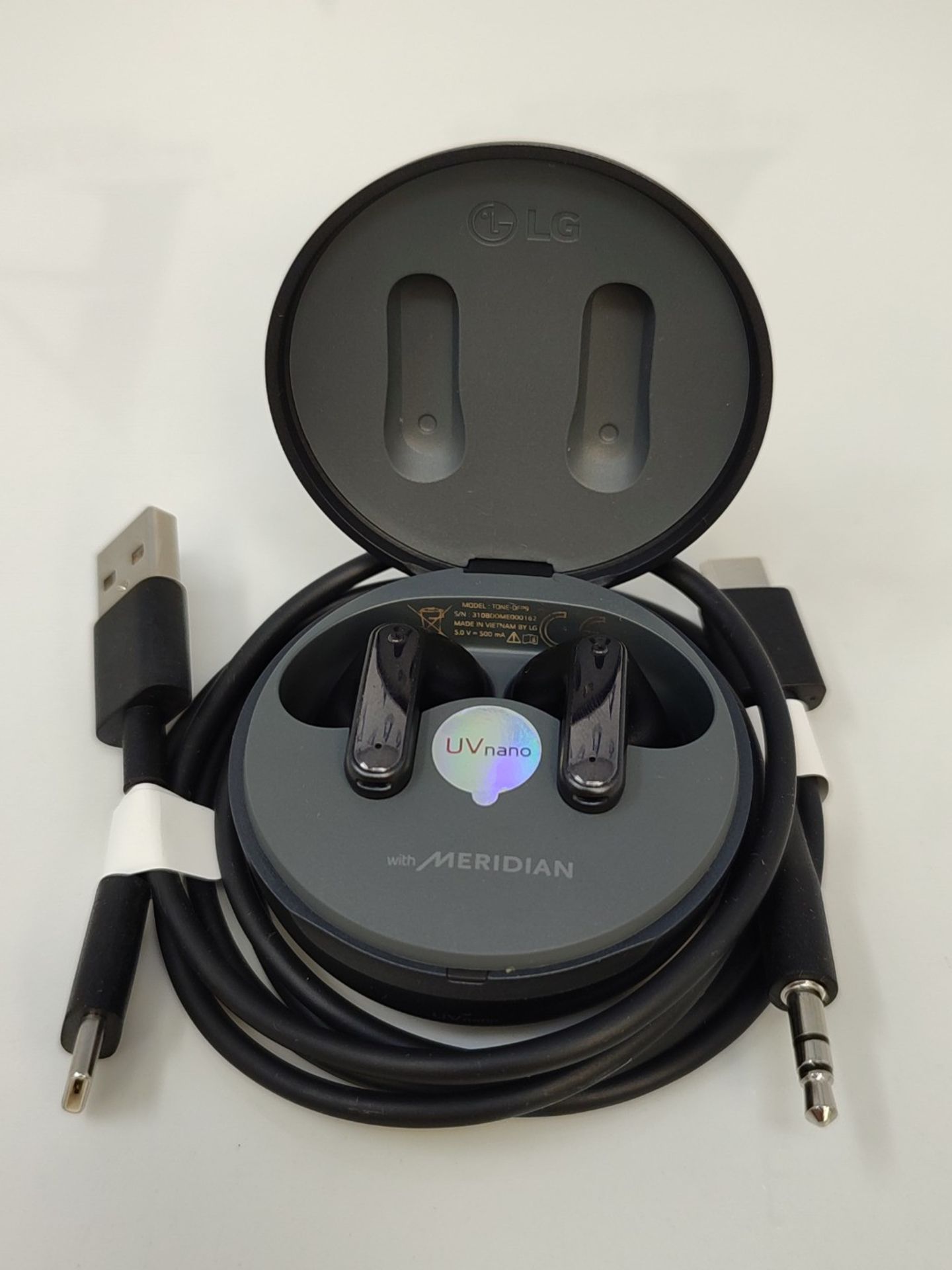 RRP £104.00 LG TONE Free DFP9 In-Ear Bluetooth headphones with MERIDIAN sound and Active Noise Can - Image 3 of 3