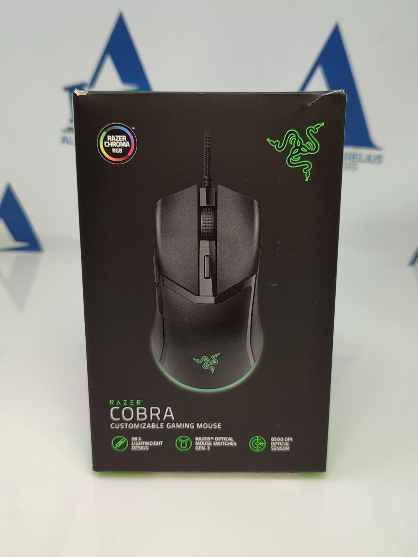 Razer Cobra - Lightweight wired gaming mouse with Chroma RGB (Feather-light 57g, Optic - Image 2 of 3