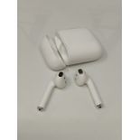 RRP £129.00 Apple AirPods (1st Gen) with charging case