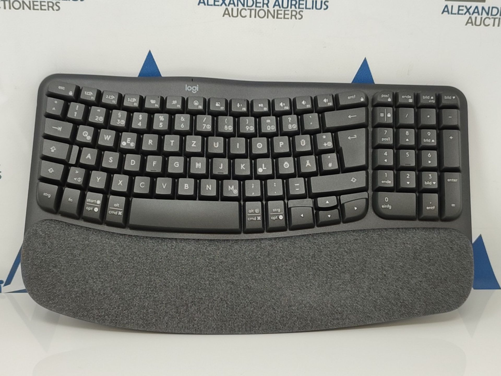 RRP £52.00 Logitech Wave Keys wireless ergonomic keyboard, padded wrist rest, comfortable natural - Image 2 of 2