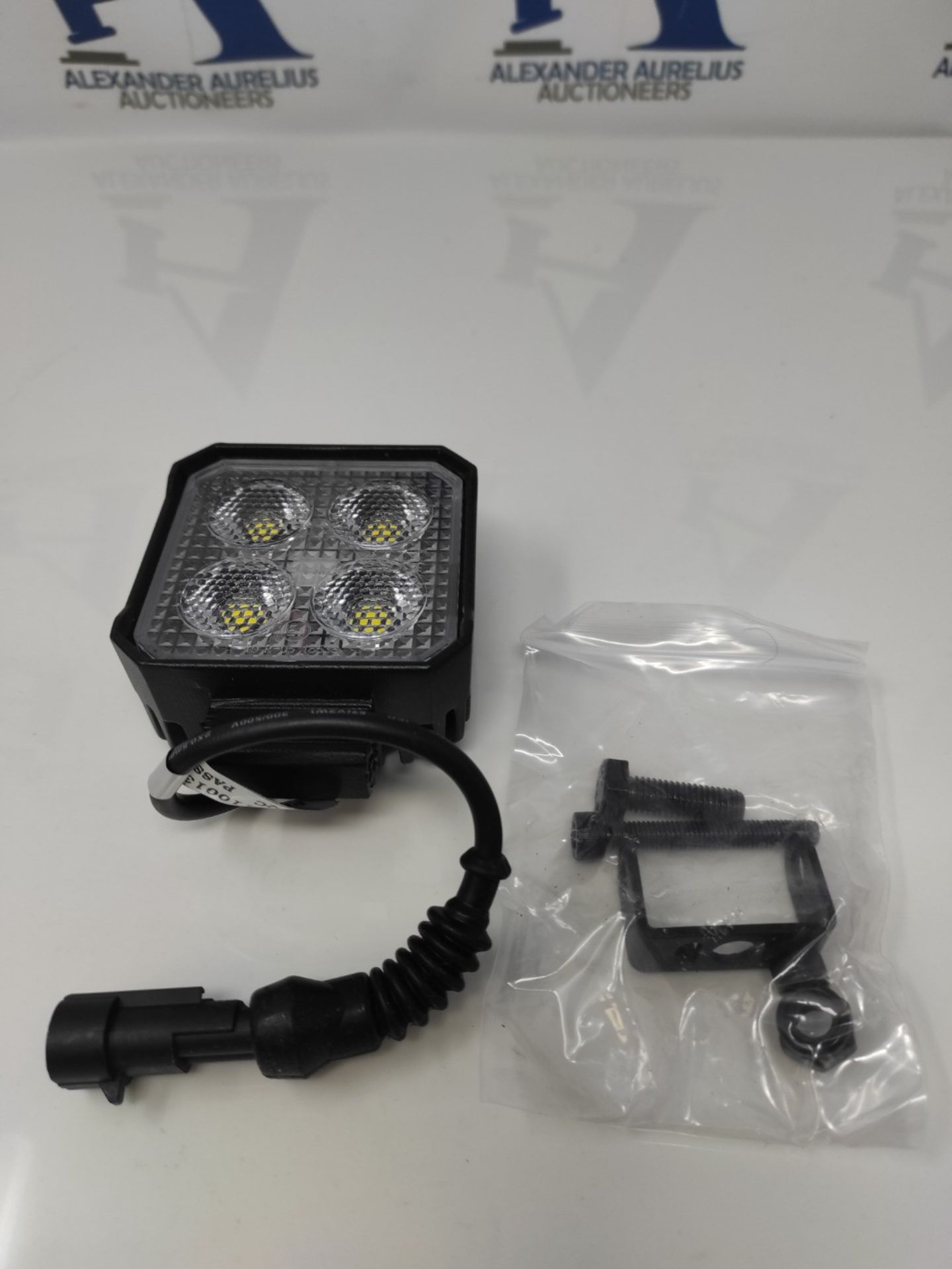 HELLA - LED Reverse Light - Valuefit TS1700 - 24/12V - 2ZR 357 110-531 - Image 3 of 3