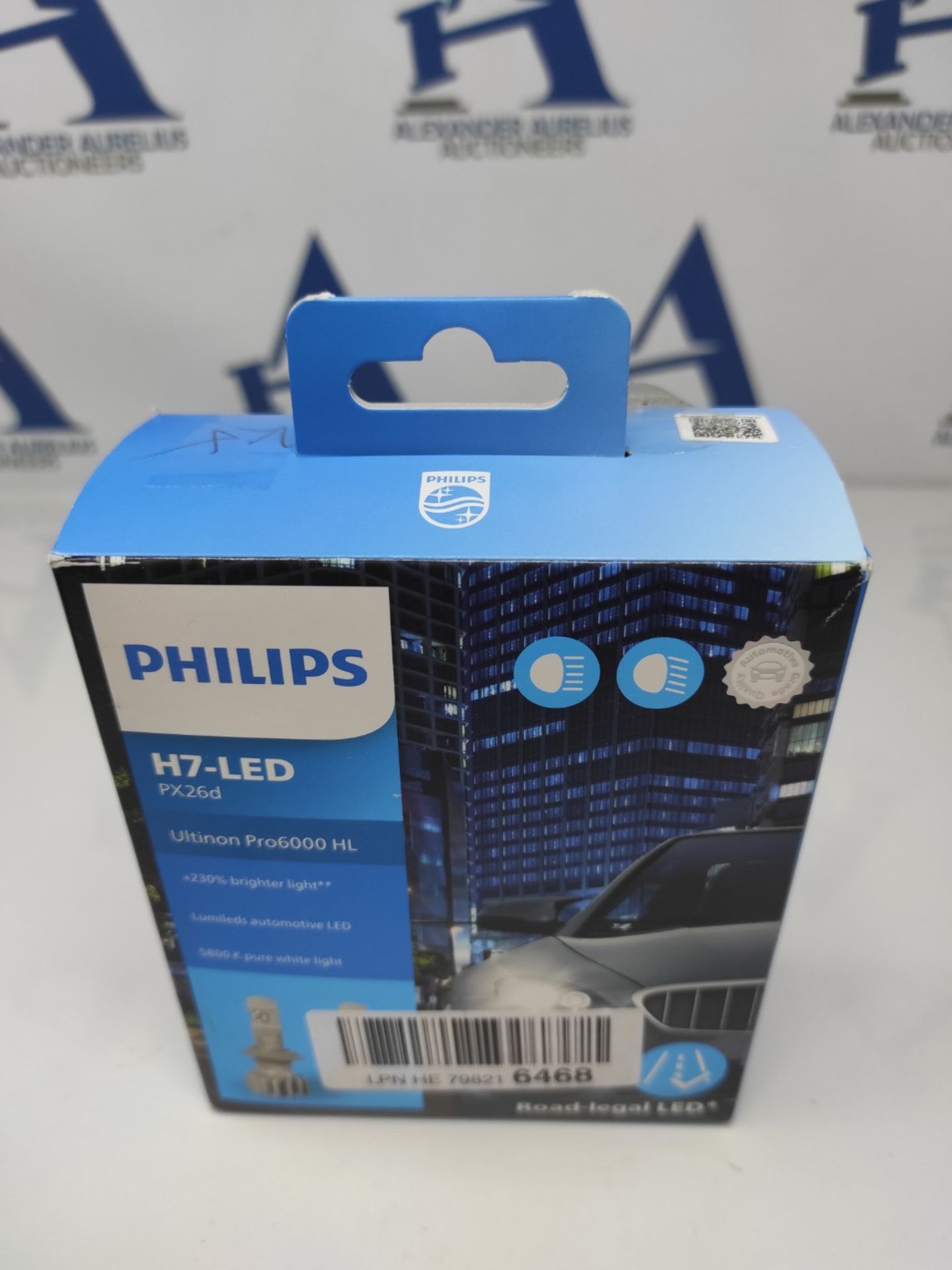 RRP £92.00 Philips Ultinon Pro6000 H7-LED headlamp bulb with road approval, 230% brighter light - Image 2 of 3