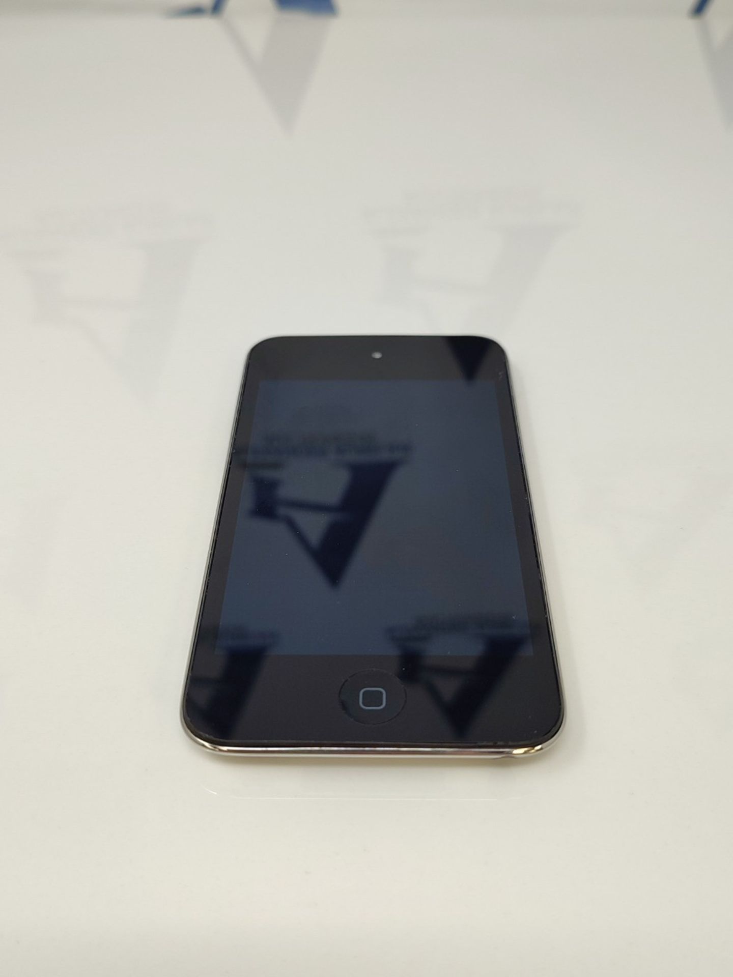 Apple iPod touch 8 GB 4th gen black - Image 2 of 3