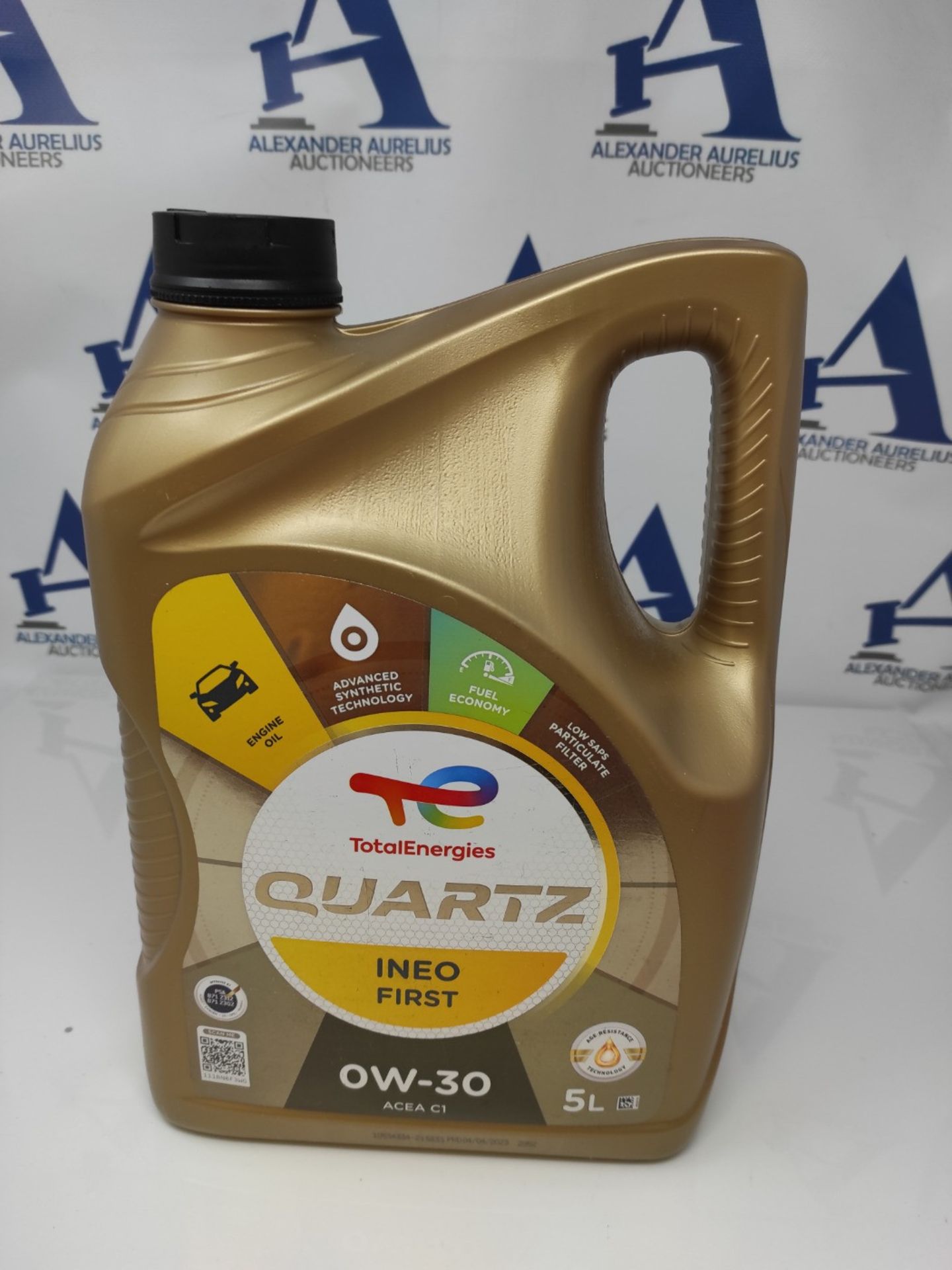 Total Quartz Ineo First 0W-30 Motor Oil, 5 litres - Image 2 of 2