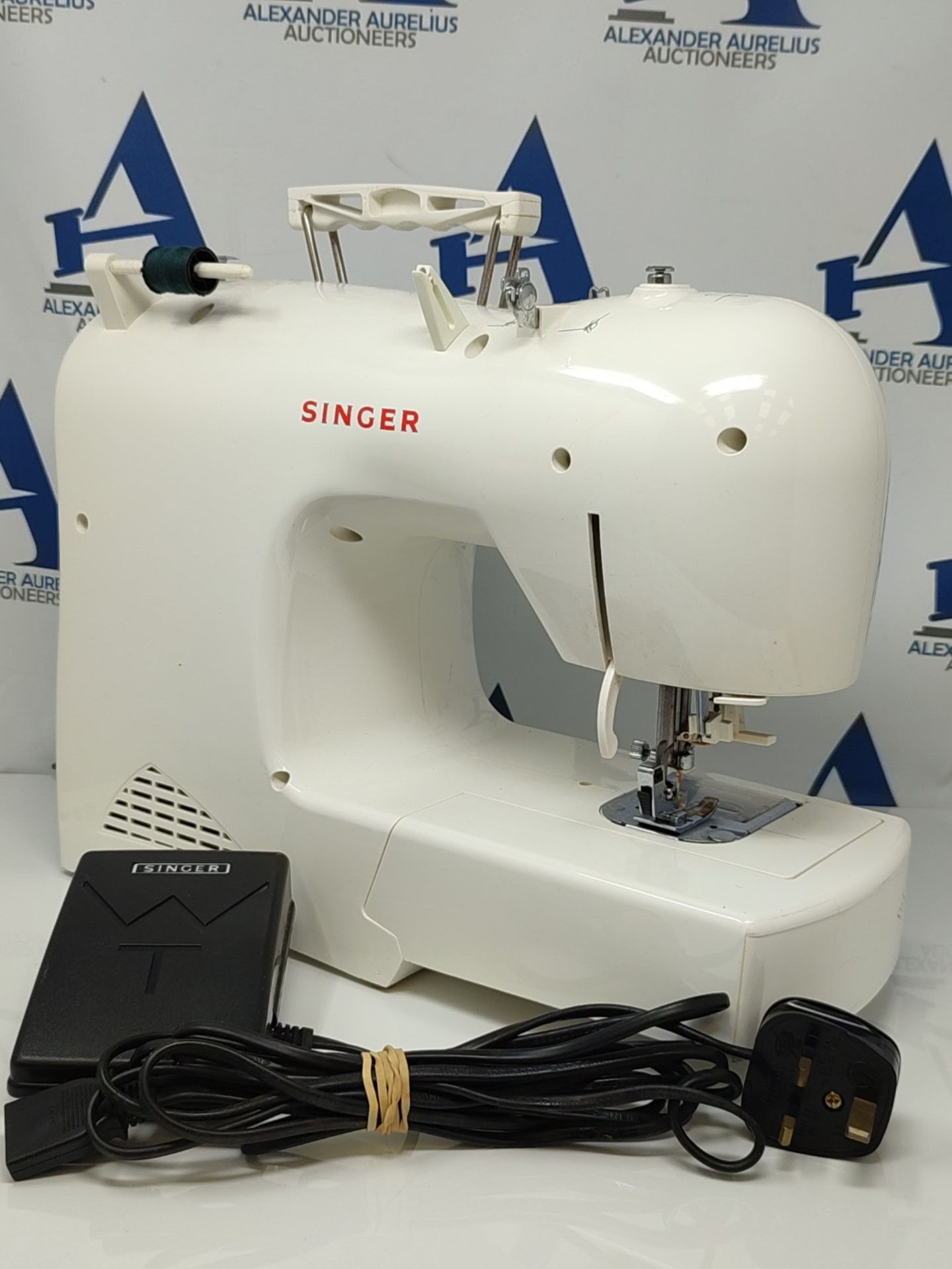 Singer Inspiration 4212 Sewing Machine - Image 2 of 2