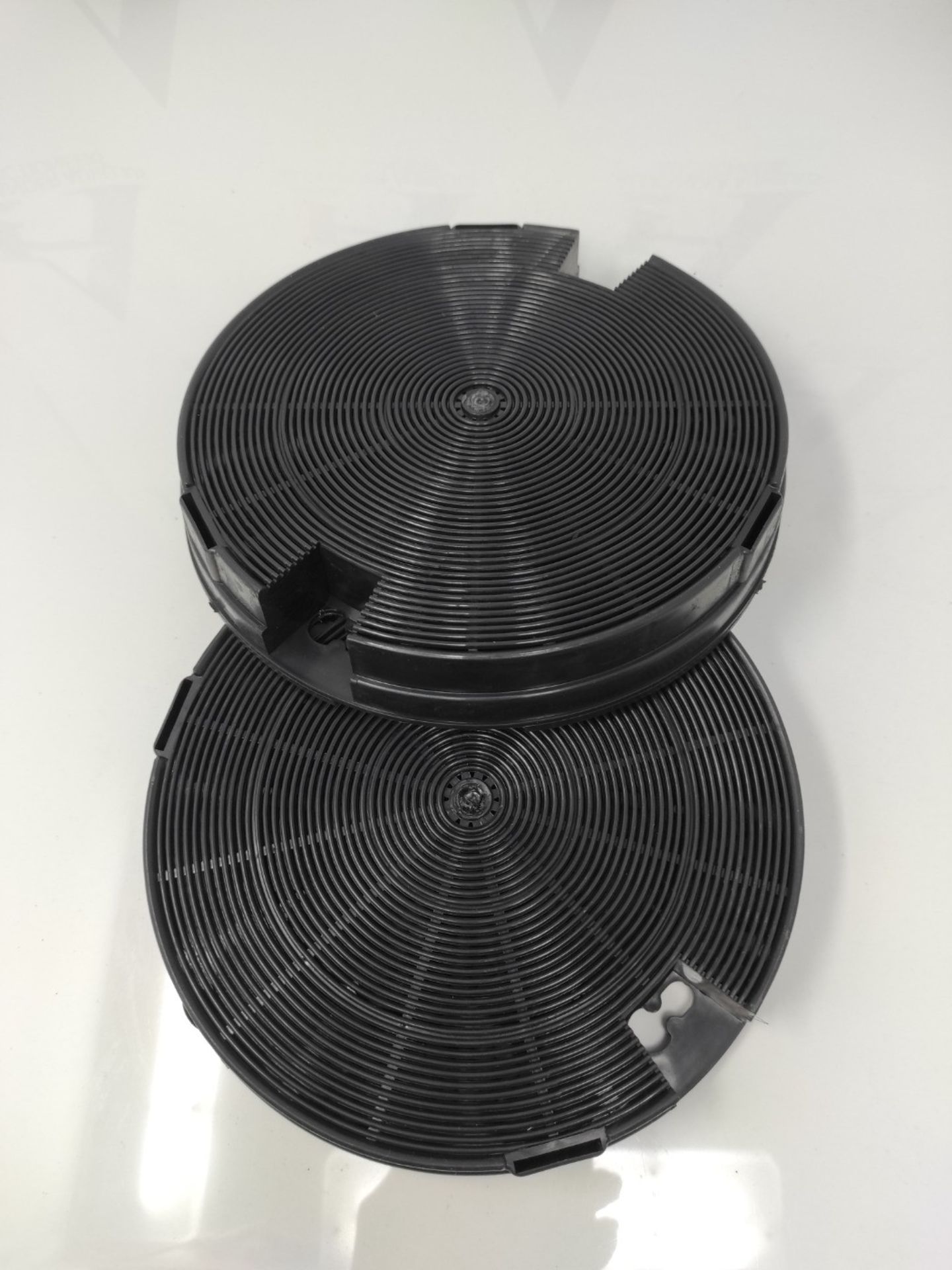 SPARES2GO Type 29 Charcoal Carbon Vent Filter compatible with Electrolux Cooker Hood ( - Image 2 of 2