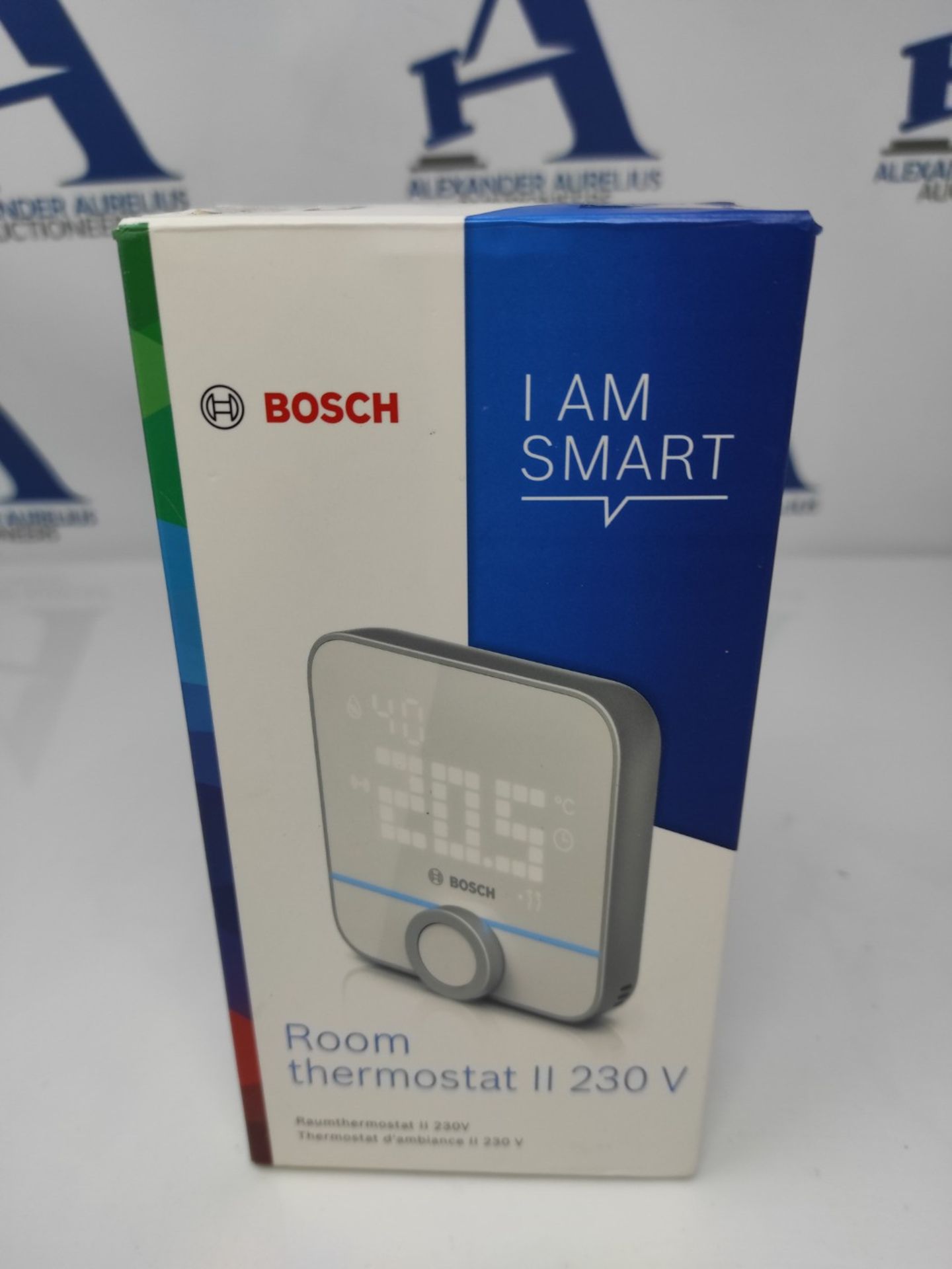 RRP £94.00 Bosch Smart Home Room Thermostat II for wired heating systems, 230 V, compatible with - Image 2 of 3