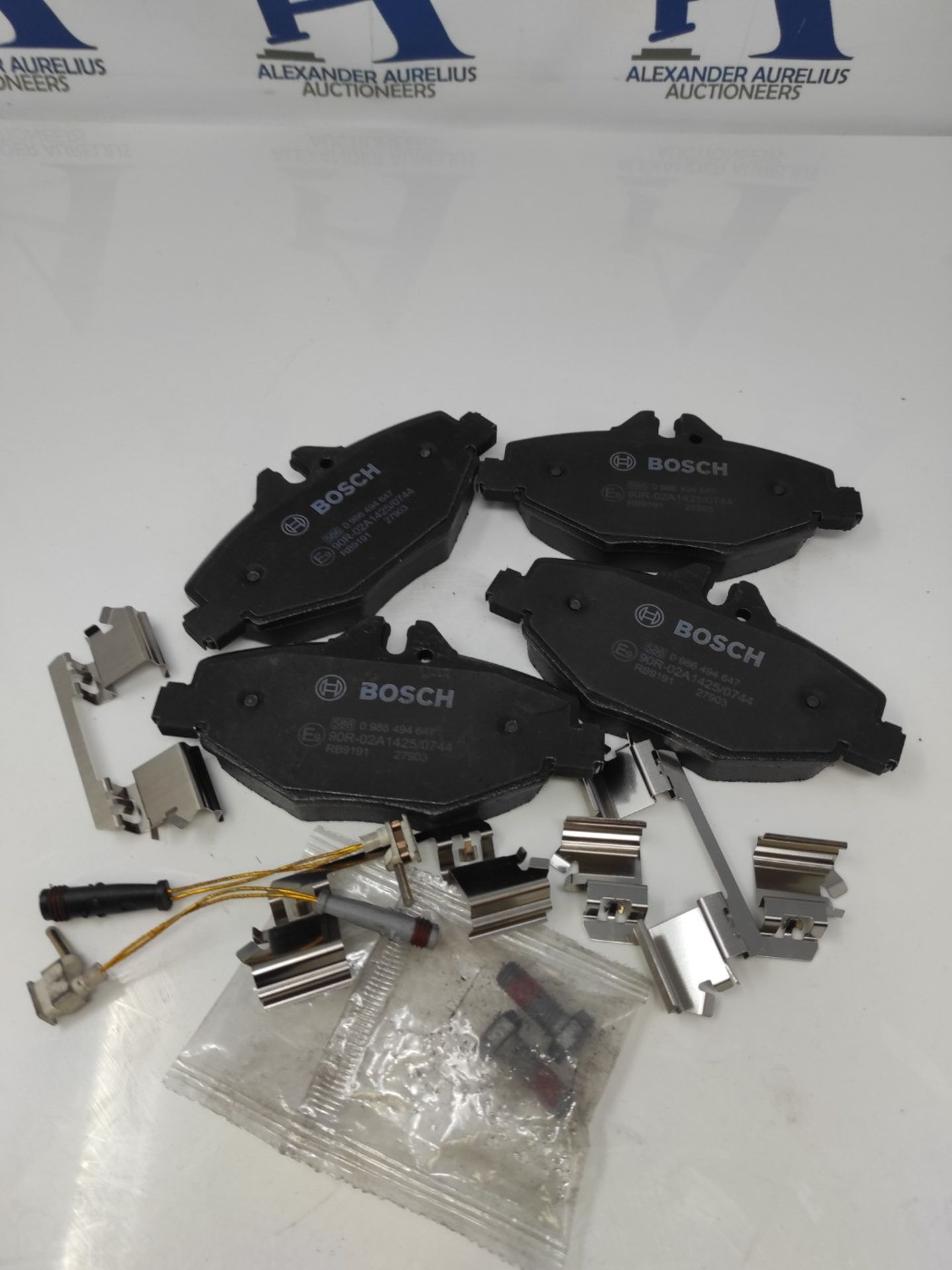 Bosch BP1197 Brake Pads - Front Axle - ECE-R90 Certification - four brake pads per set - Bild 3 aus 3