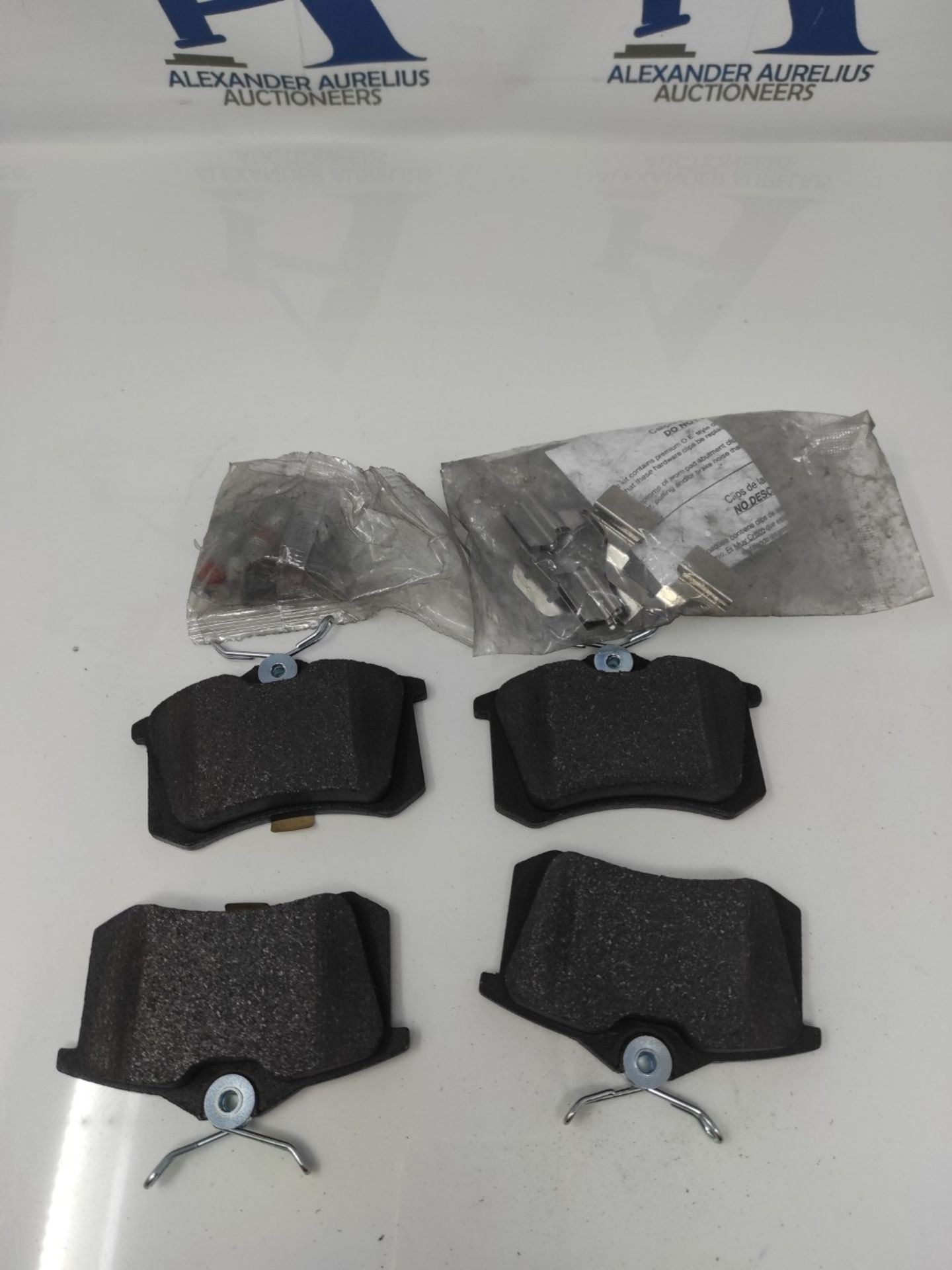 Bosch BP617 Brake Pads - Rear Axle - ECE-R90 Certified - 1 set of 4 pads - Bild 3 aus 3