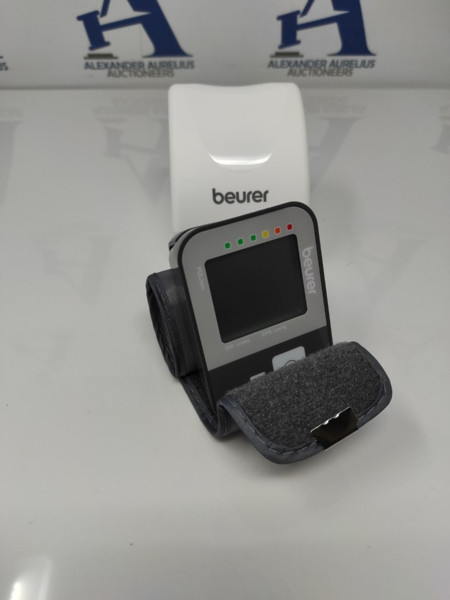 Beurer BC 27 Wrist Blood Pressure Monitor with Arrhythmia Detection, Fully Automatic M - Image 3 of 3