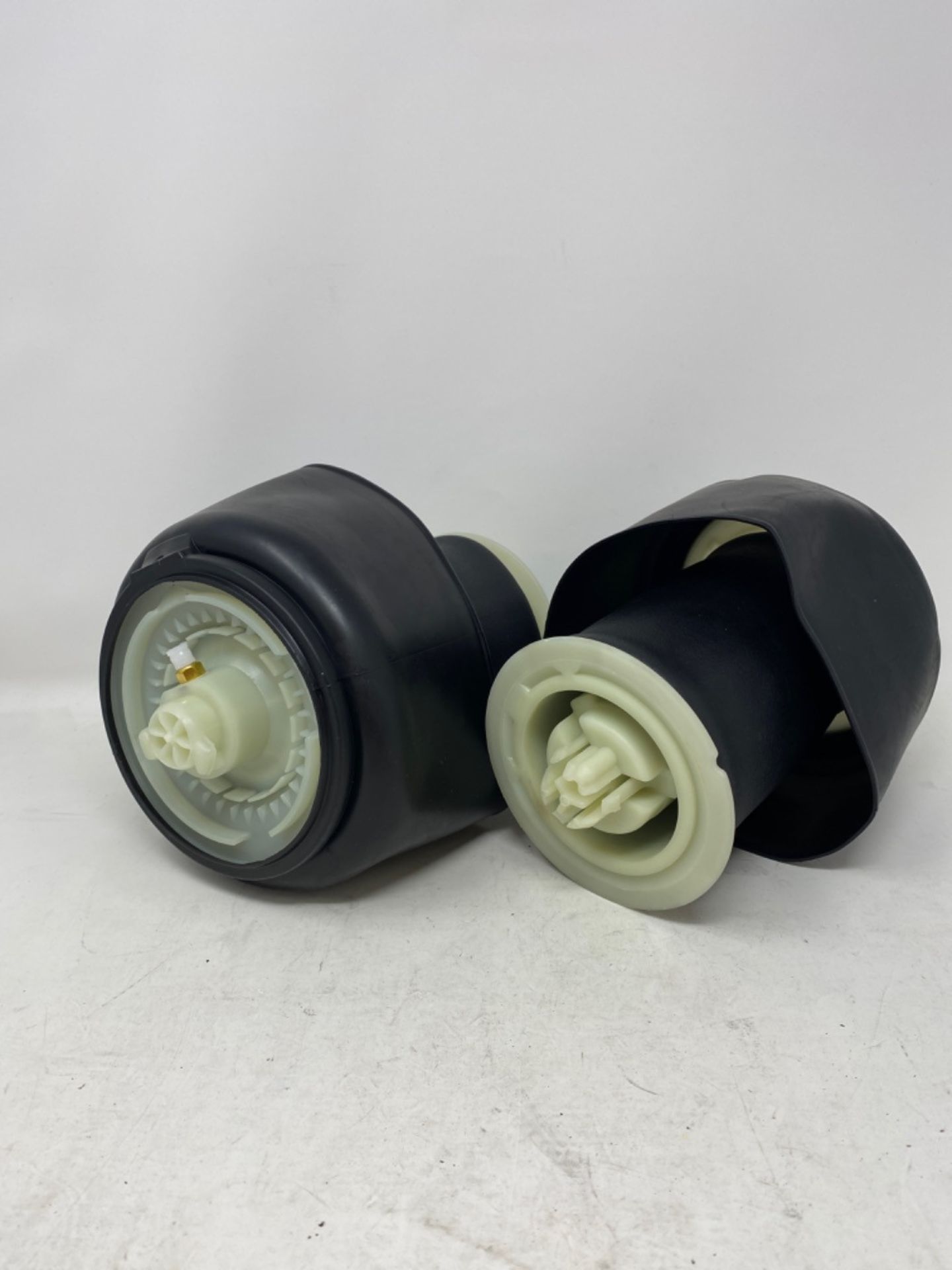 RRP £59.00 37106781827 Pair of rear air springs 37106781828 for 5 Series 520d 523i 528i 535i 550i