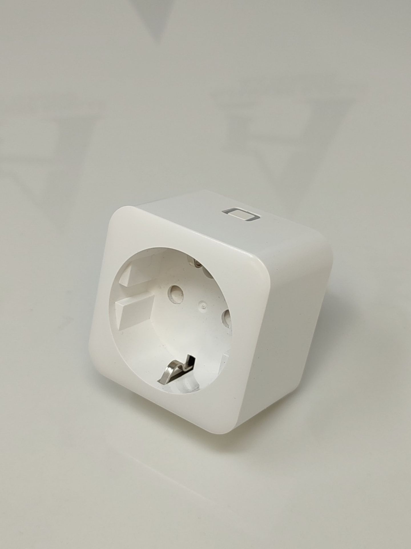 AduroSmart Smart plug dimmable and compatible with AduroSmart, Hue, and Alexa, white, - Image 3 of 3