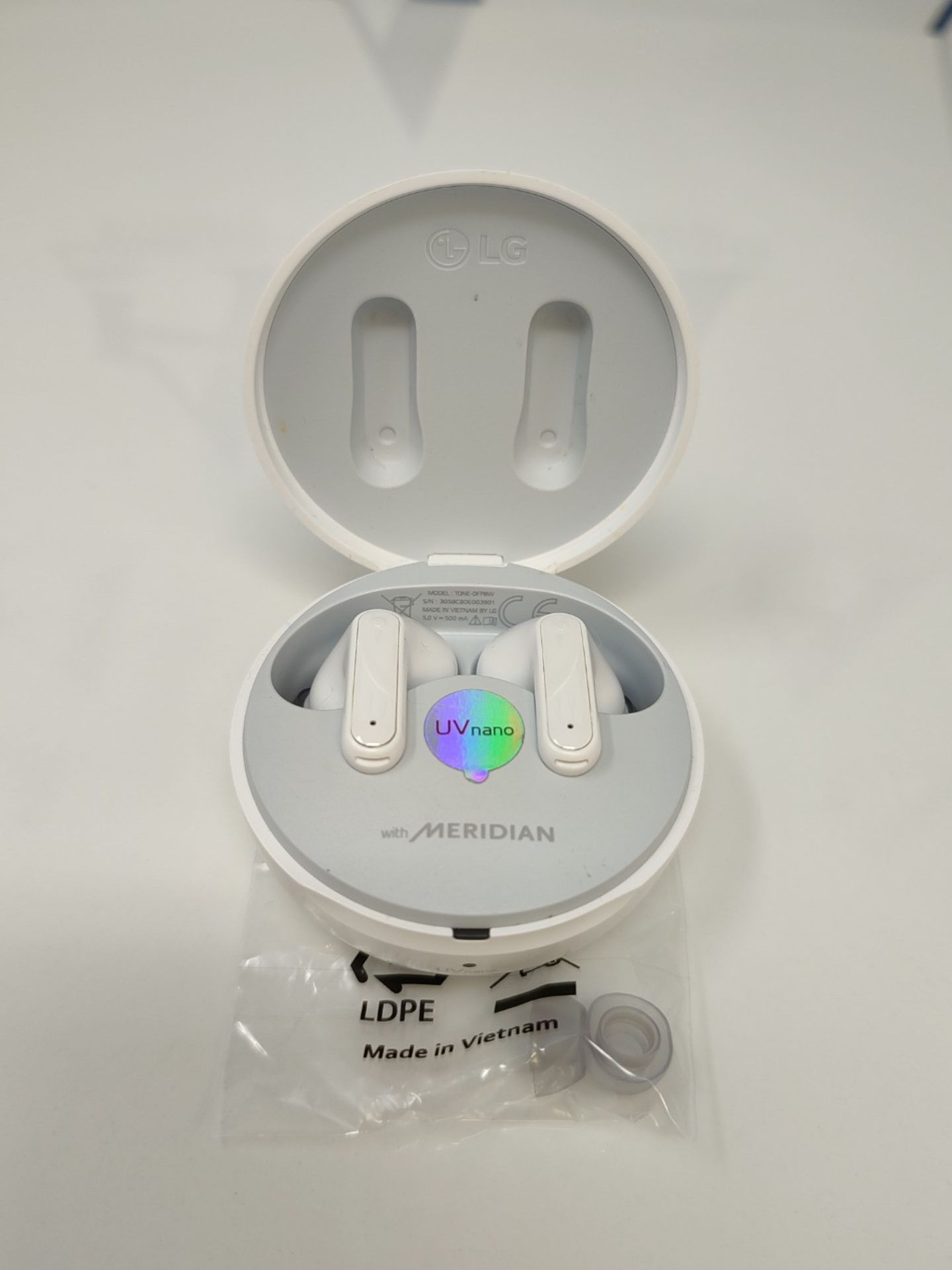 RRP £94.00 LG Electronics Tone Free TONE-DFP8W.CDEULLK in-ear bluetooth headphones, UVnano, ANC, - Image 3 of 3