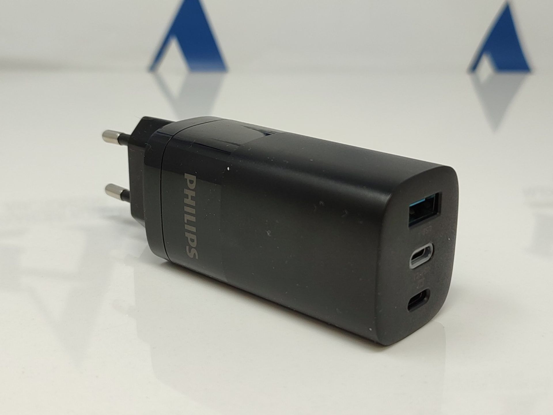 PHILIPS DLP2681/12 - Charger with 65W output power - USB-A and USB-C dual output - Bla - Image 3 of 6