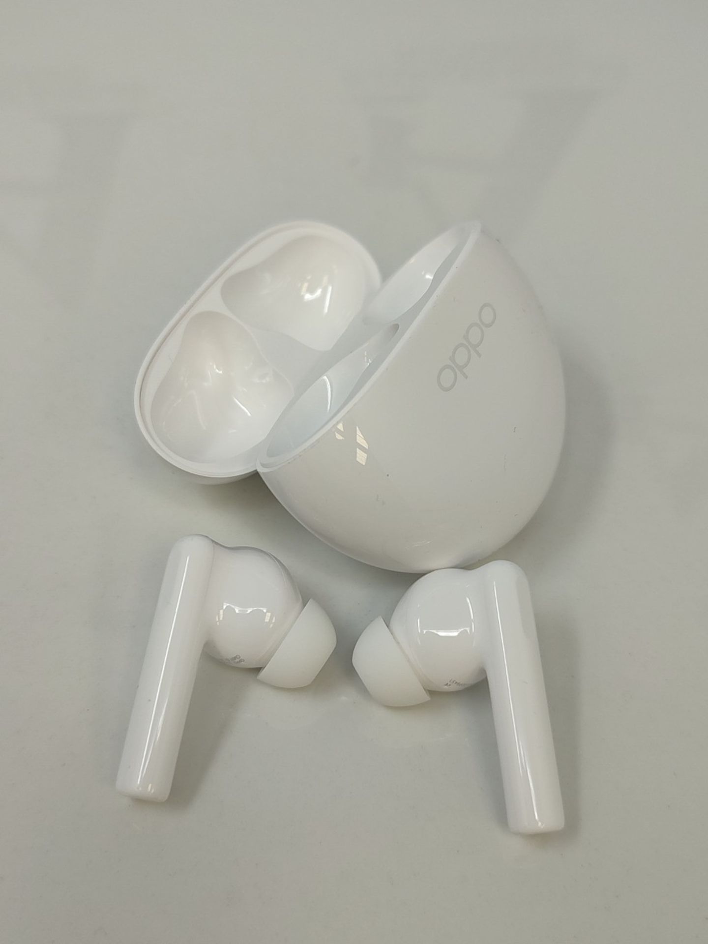 OPPO Enco Buds2, True Wireless Earbuds, Bluetooth 5.2, in-ear, Noise Reduction, Touch - Image 6 of 6