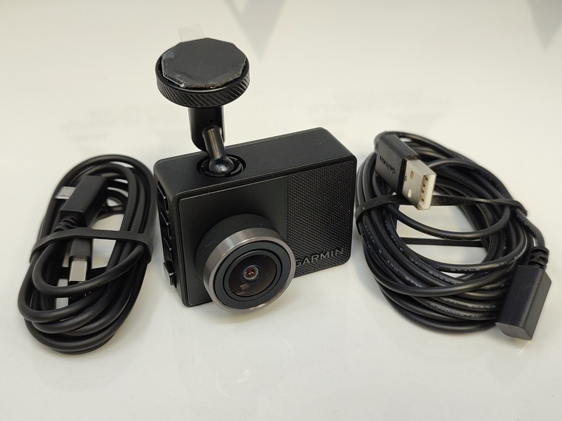 RRP £177.00 Garmin Dash Cam 57 - compact dashcam with automatic accident detection, 2" (5.1 cm) co - Image 2 of 6