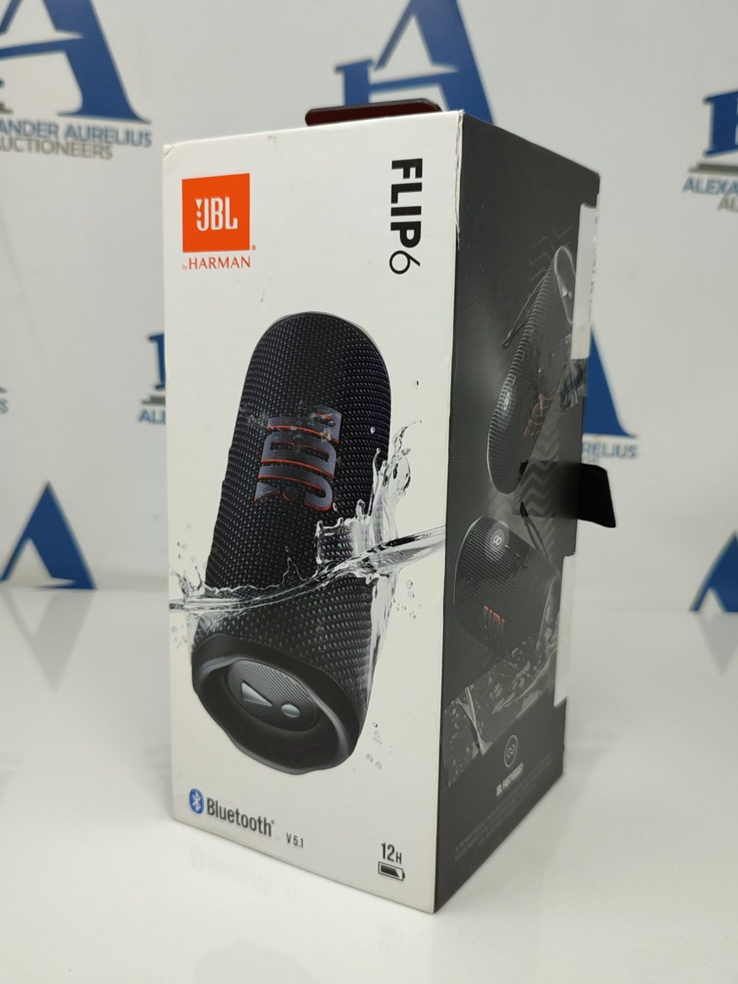 RRP £99.00 JBL Flip 6 Portable Bluetooth Speaker, Waterproof and Dustproof Speaker Box IPX67, Com - Image 2 of 6