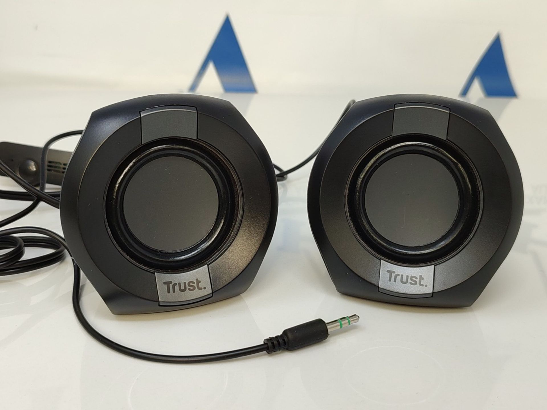 Trust Polo Small PC Speakers 2.0, 8W (4W RMS), Compact speaker set, USB powered speake - Image 3 of 6