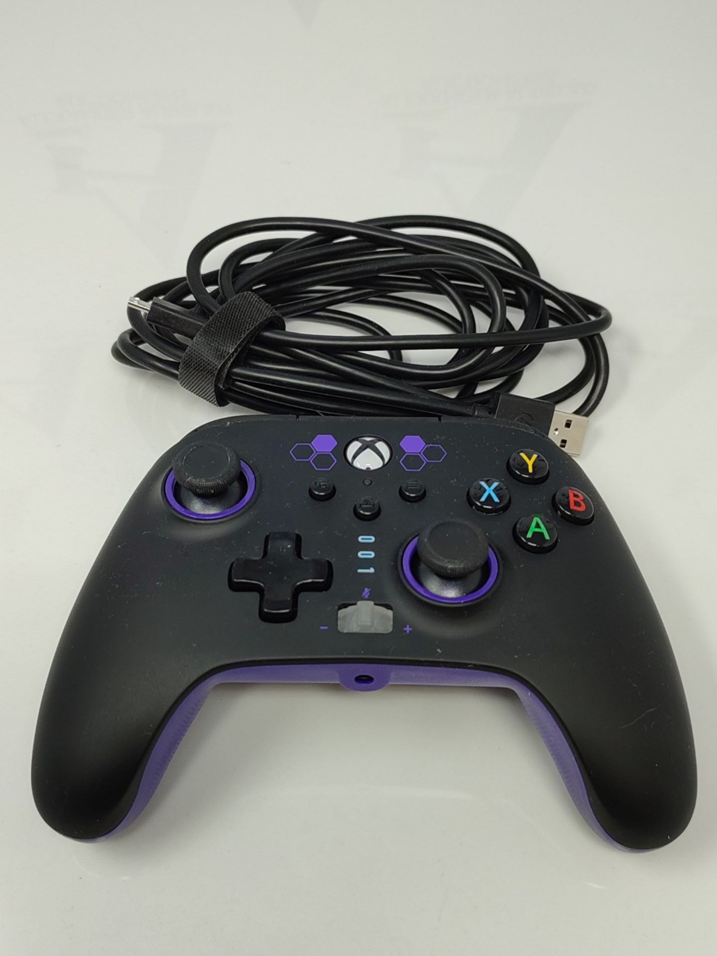 Enhanced wired PowerA controller for Xbox Series X|S - Hex Purple - Image 6 of 6