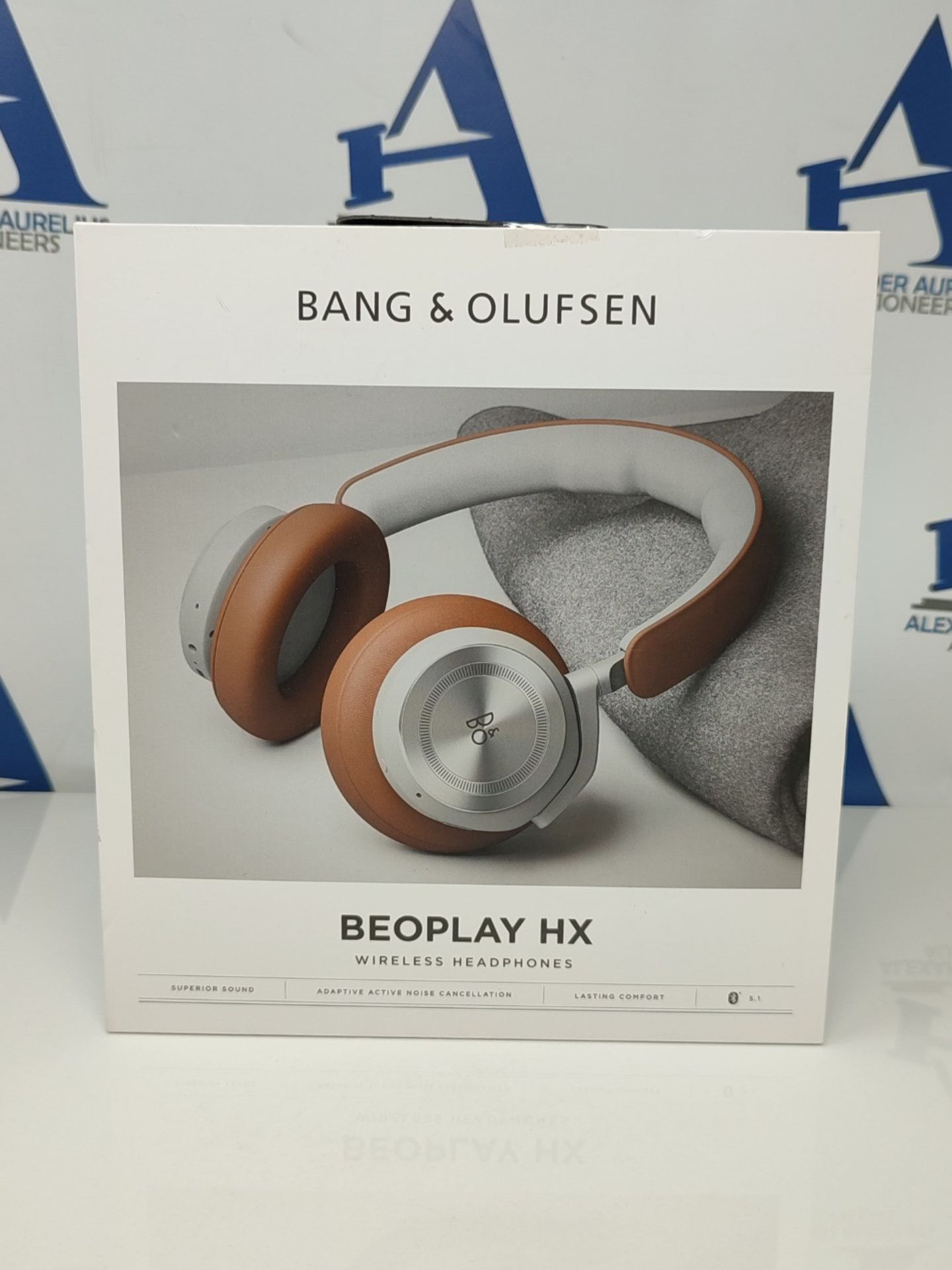 RRP £499.00 [CRACKED] Bang & Olufsen Beoplay HX - Premium Bluetooth Wireless Over-Ear Headphones w - Image 5 of 6