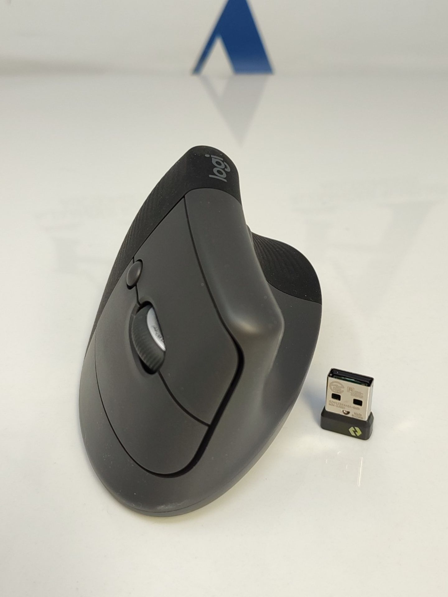 RRP £55.00 Logitech Lift Vertical Ergonomic Mouse, Wireless, Bluetooth or Logi Bolt USB receiver, - Image 3 of 3